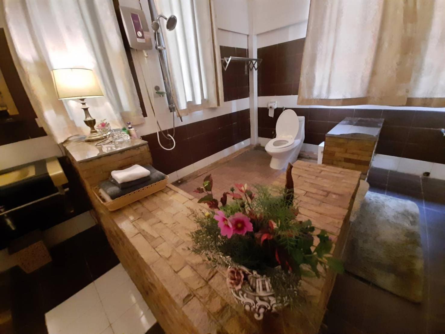 Deluxe Family Suite photo 2