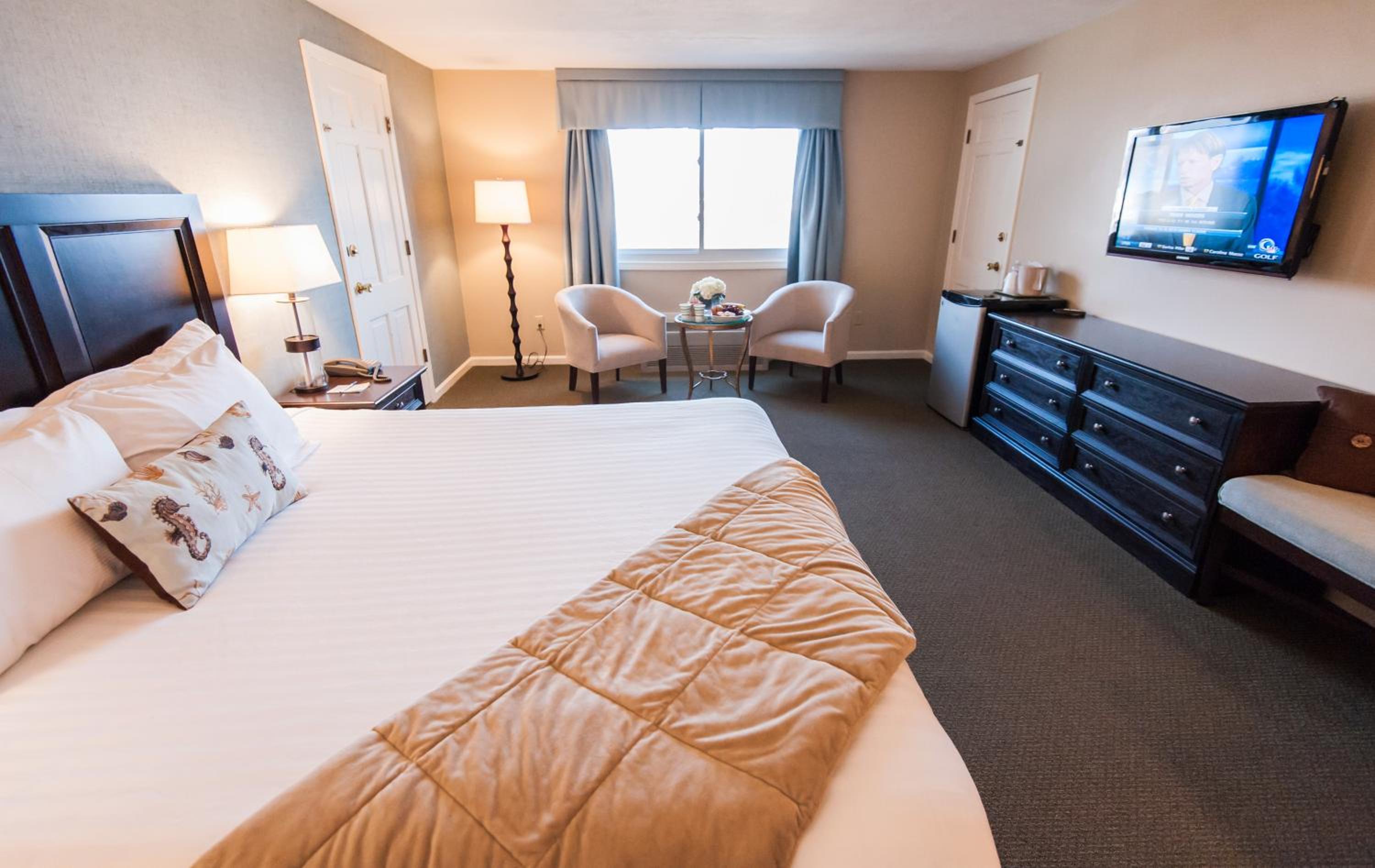 King Room - Non-Smoking photo 1