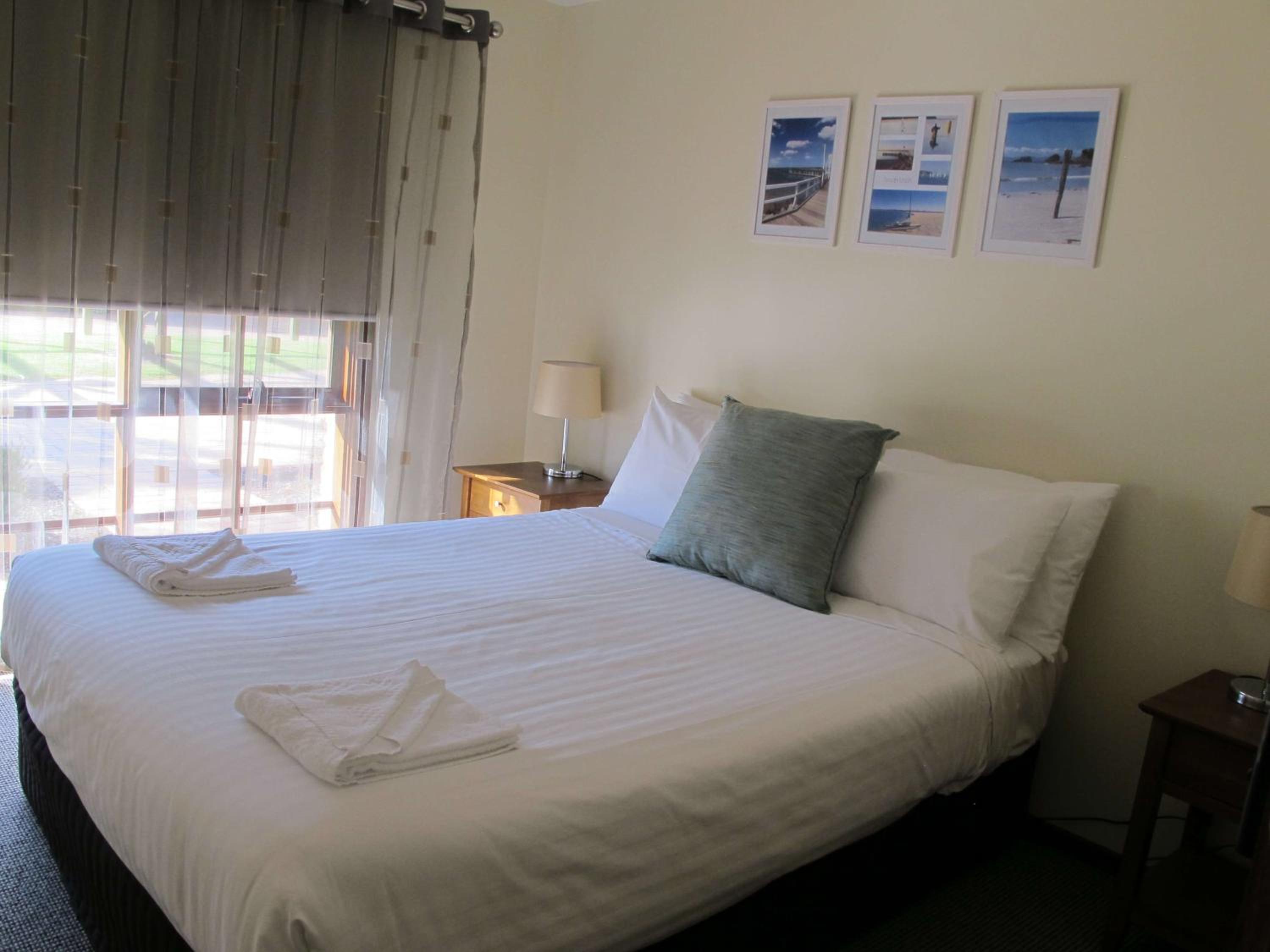Palm Waters Unit photo 3