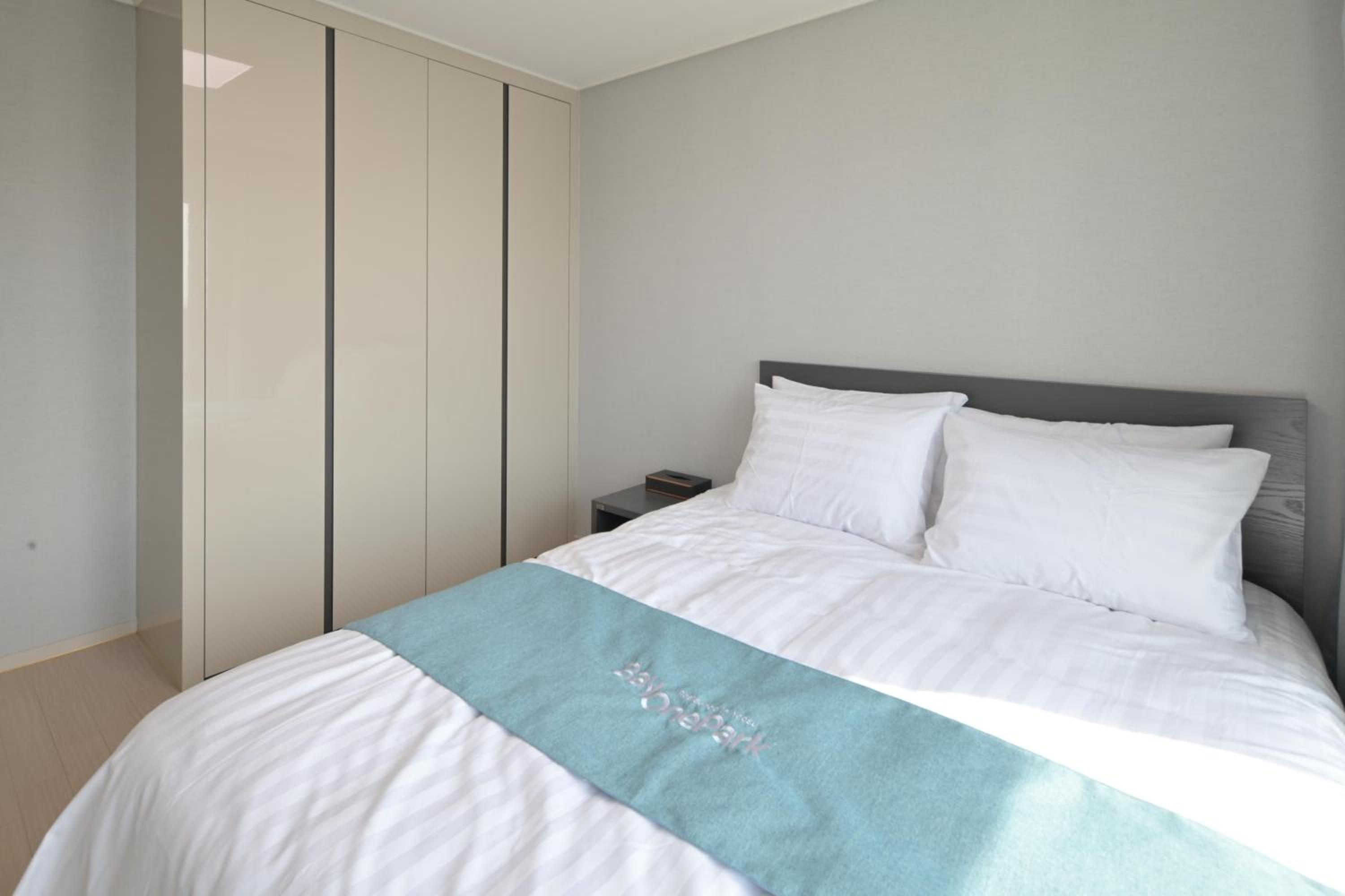 Suite - Photo 2
