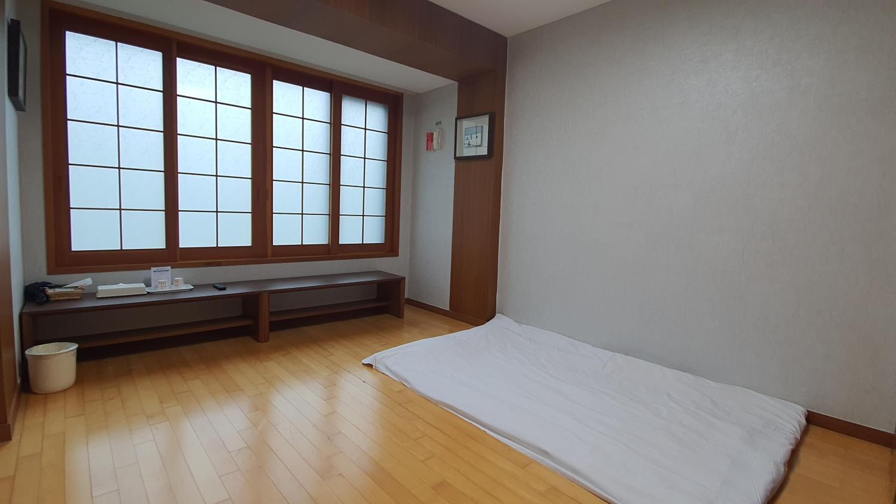 Korean-Style Standard Room photo 1