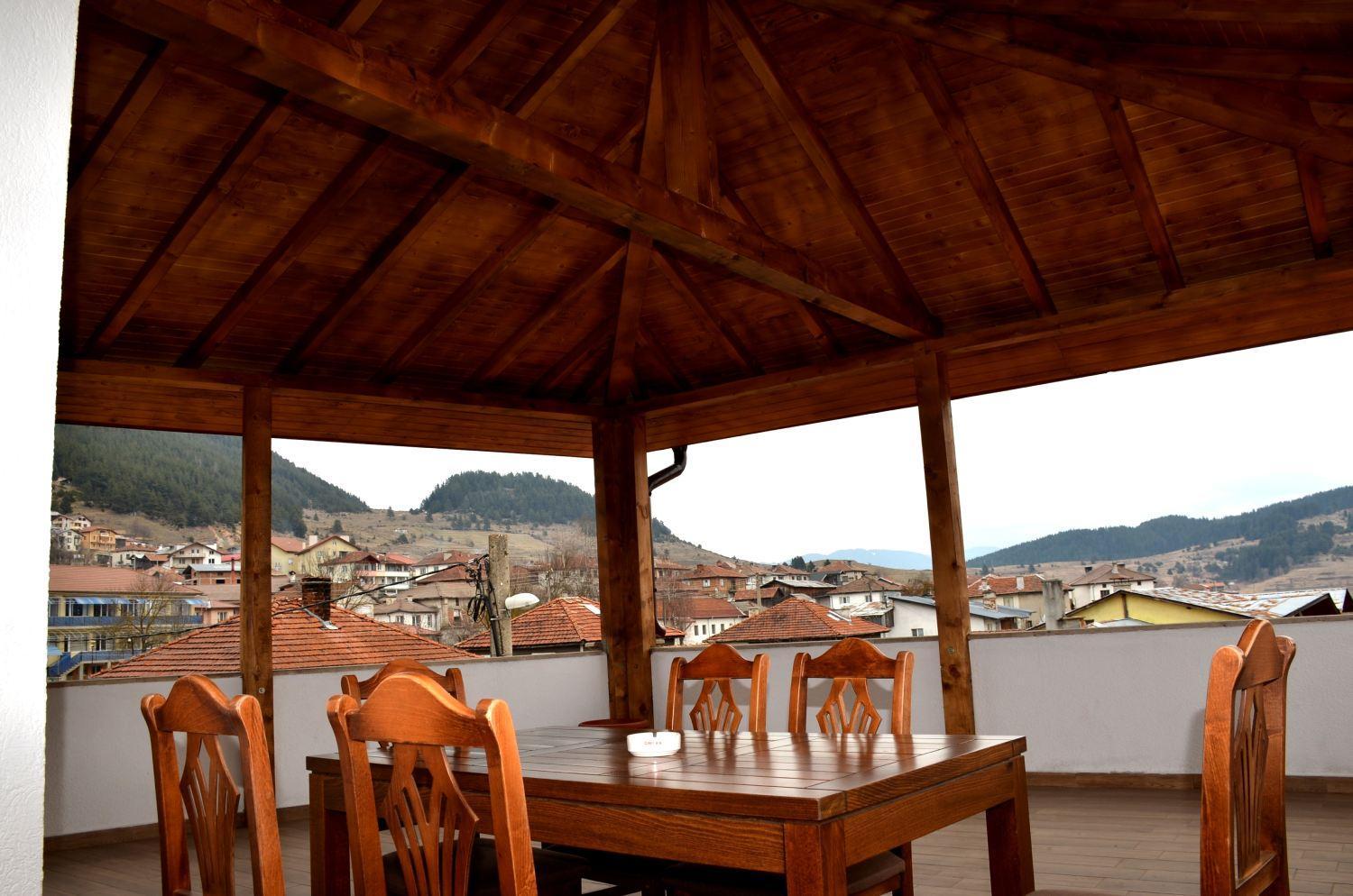 Apartment with Terrace photo 3