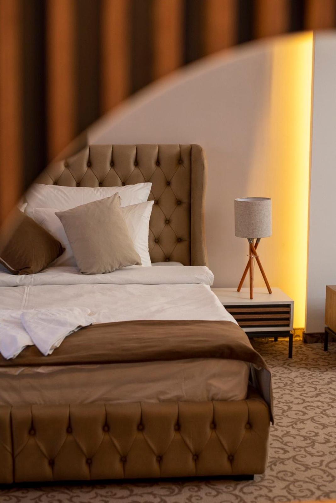 Deluxe Double or Twin Room - Photo 14