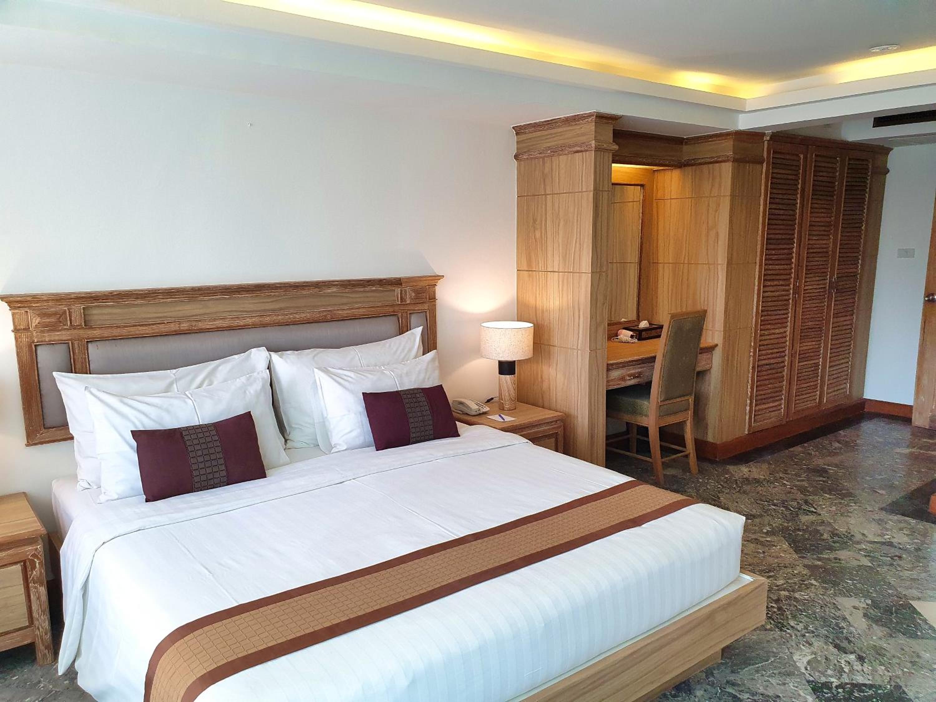 Two-Bedroom Suite