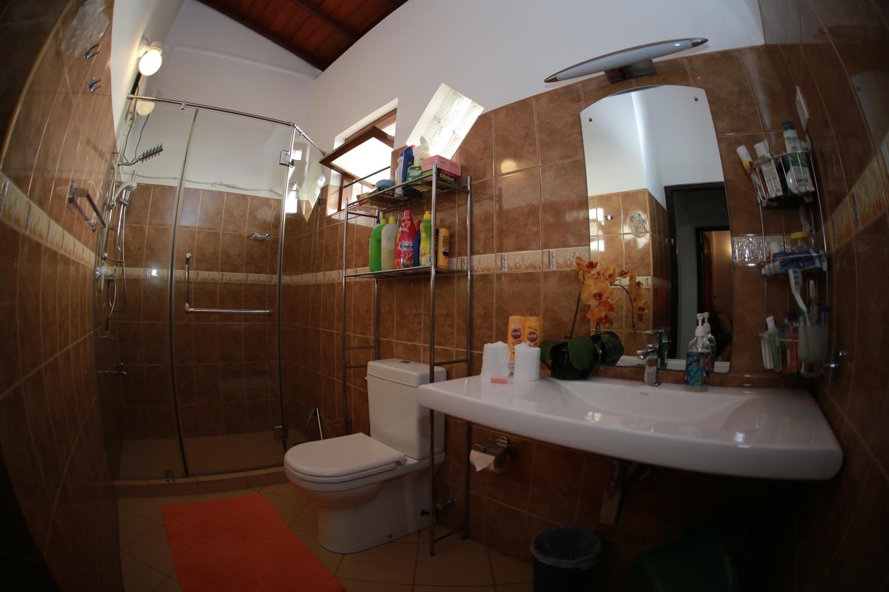 Deluxe Double or Twin Room photo 3