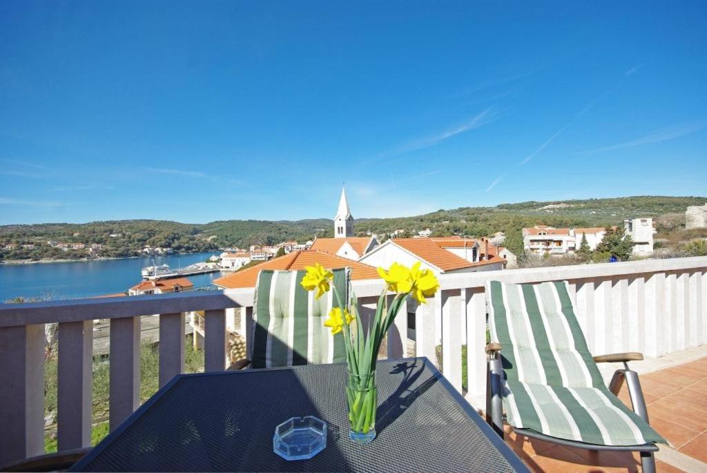 Standard Studio with Terrace and Sea View photo 3