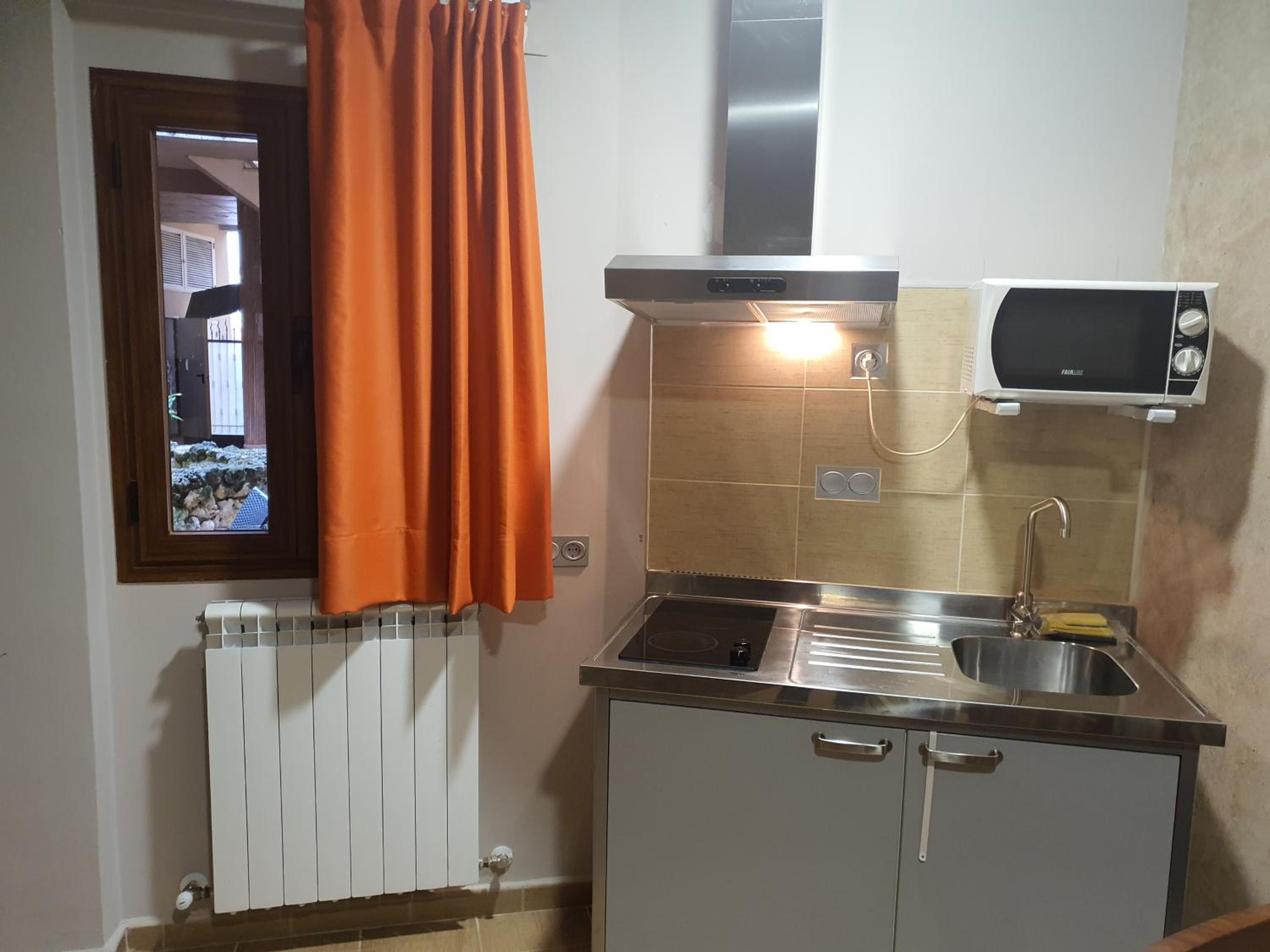 One-Bedroom Apartment - Disabled Access - Photo 5