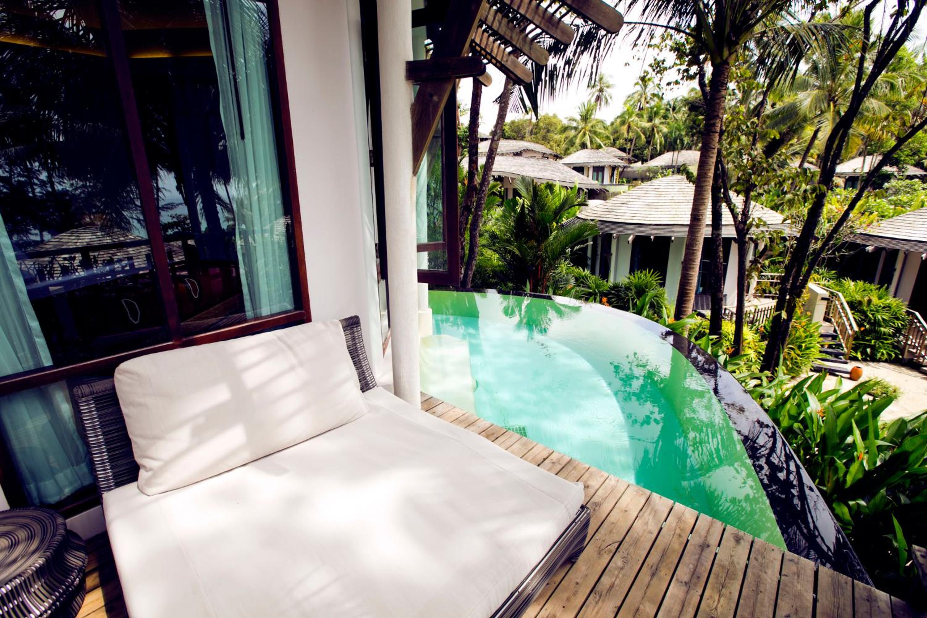 Tropical View Pool Villa photo 2