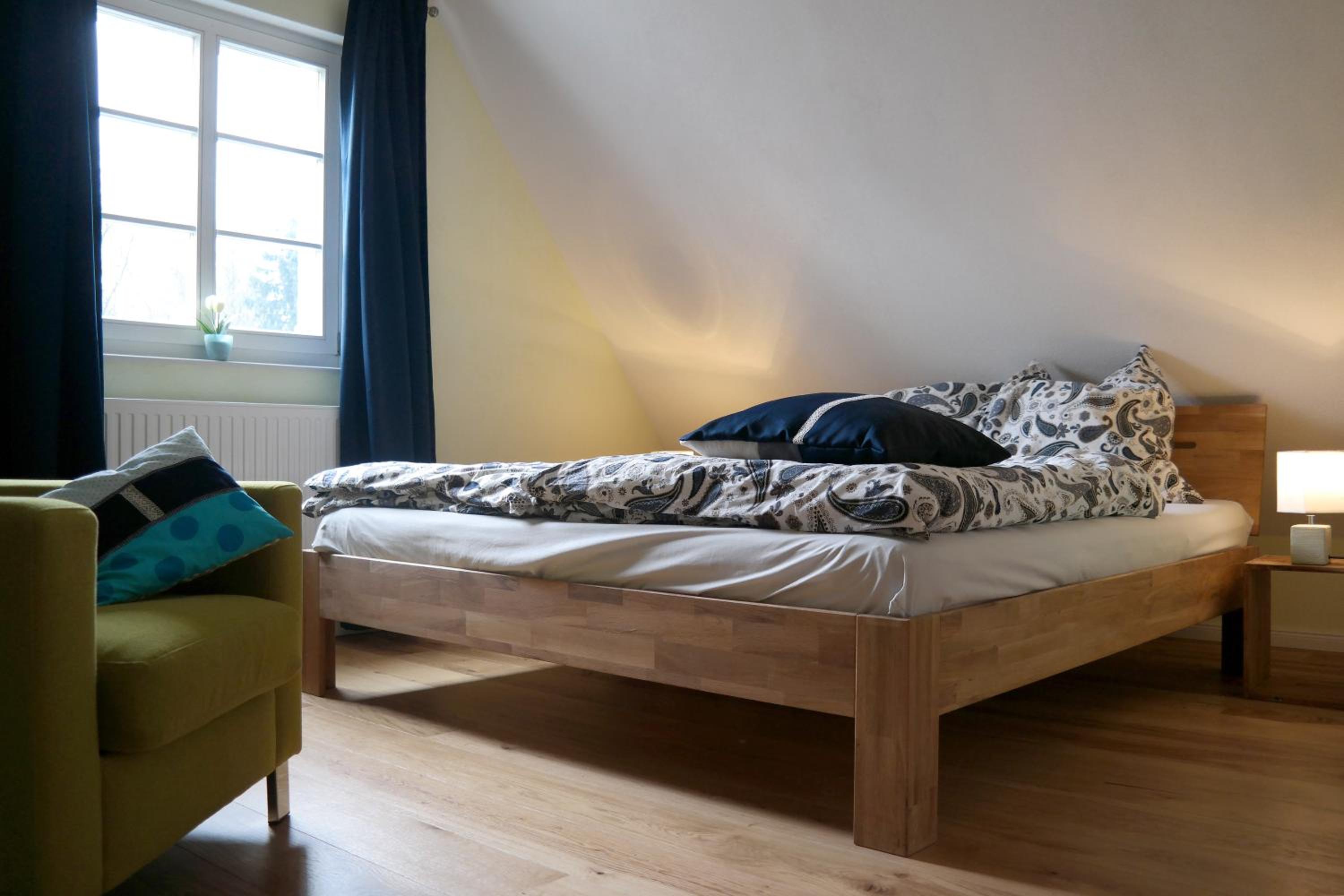 One-Bedroom Apartment photo 1