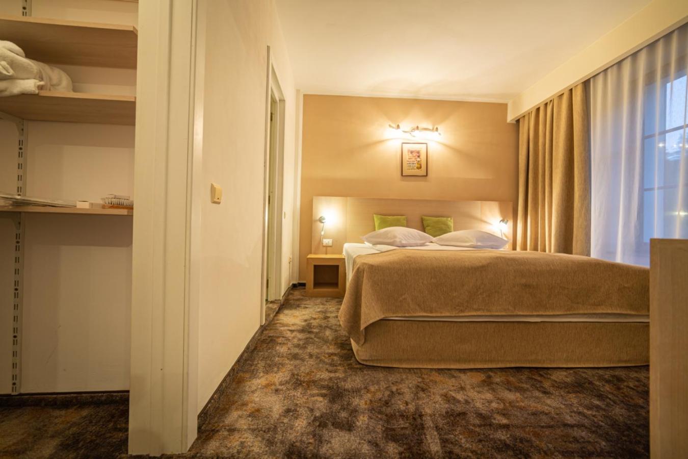 Standard Double or Twin Room 3*** - Photo 3