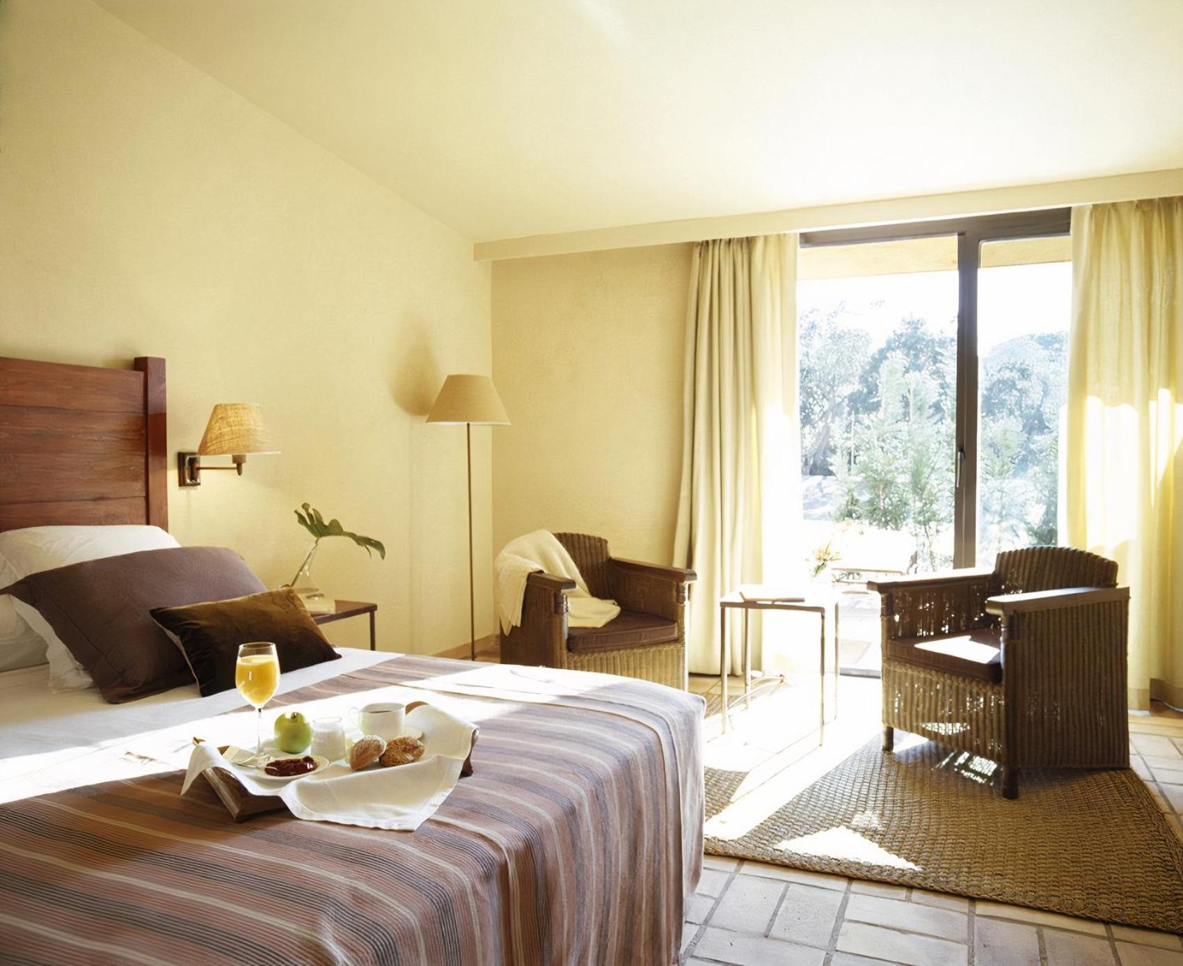 Standard Double Room - Photo 6