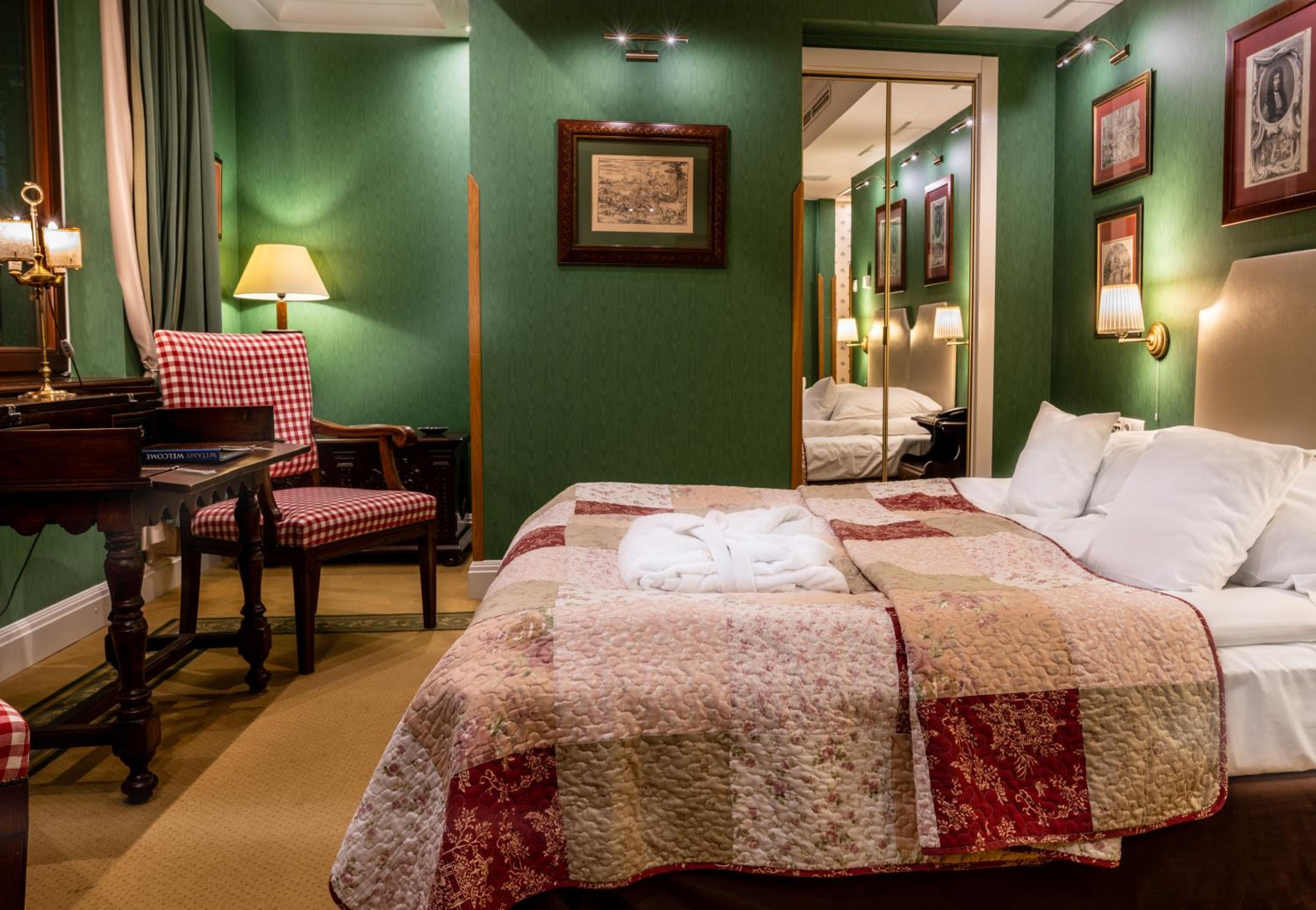 Superior Double Room photo 1