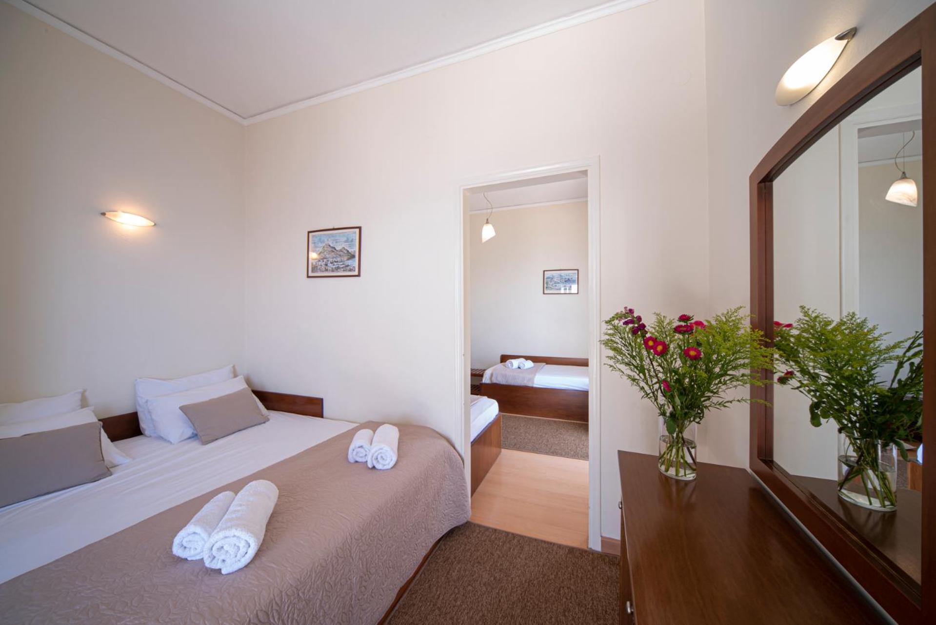 Superior Quadruple Room with Sea View