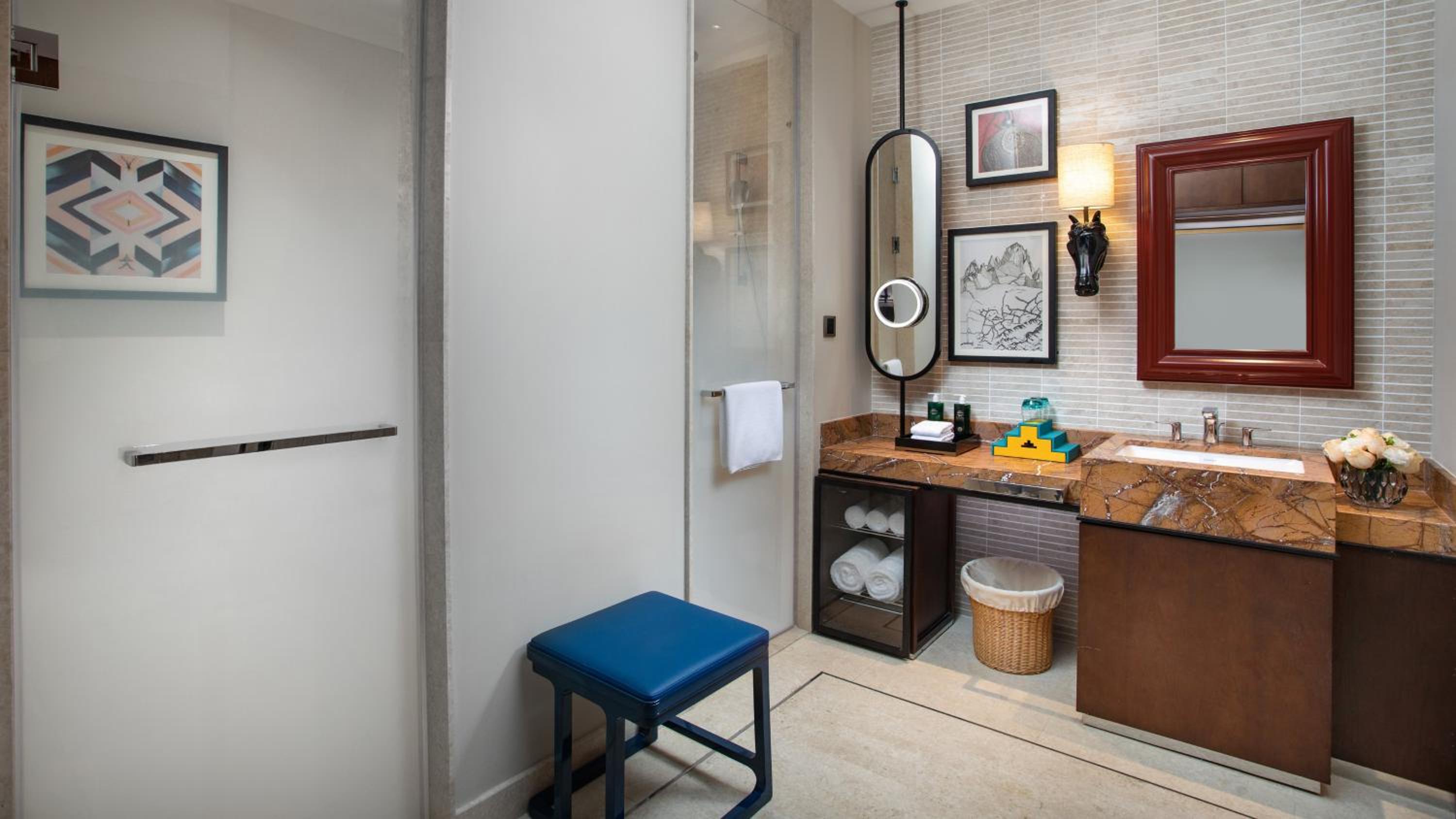 Premium Twin Room with Balcony  - Photo 2