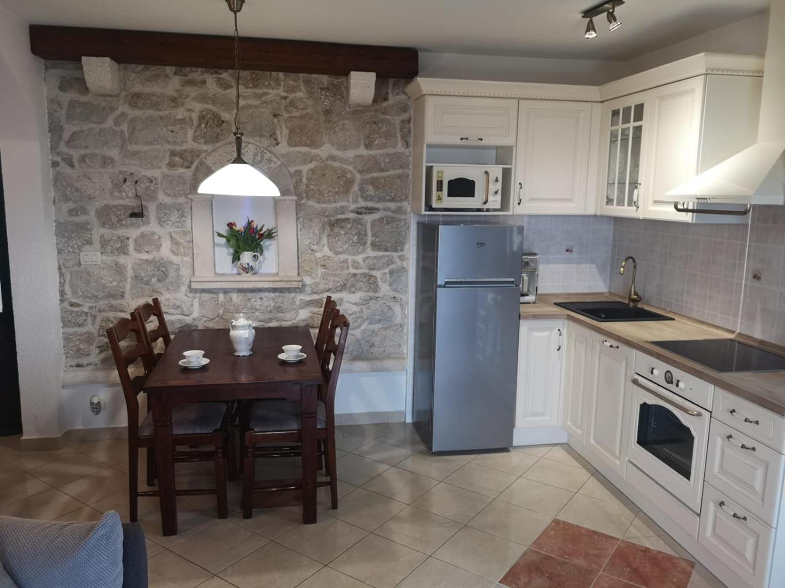 Villa with Sea View - Photo 27