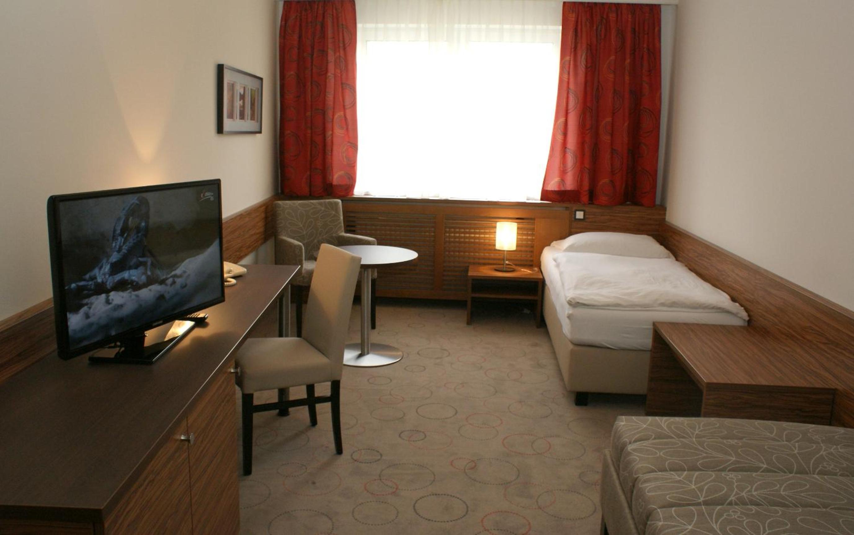 Single Room photo 1