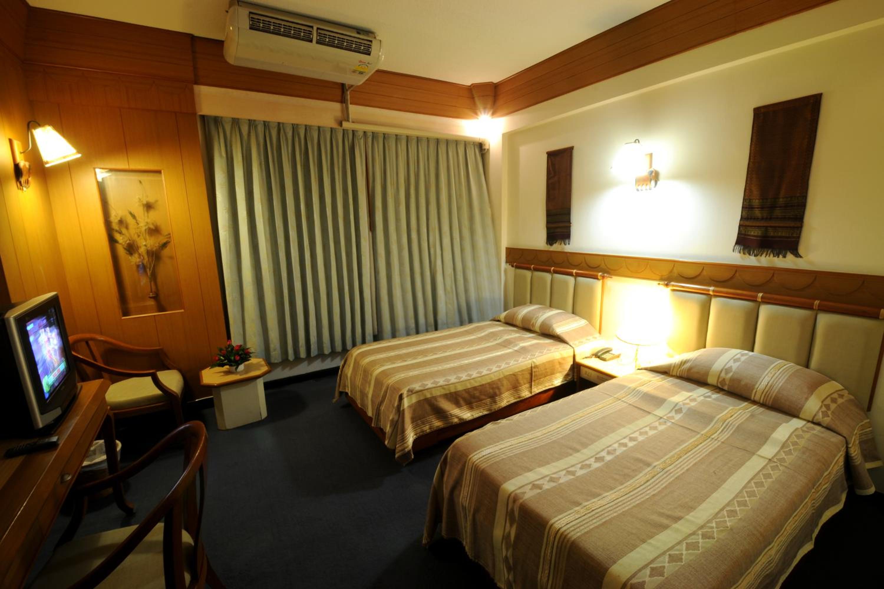 Deluxe Twin Room photo 3