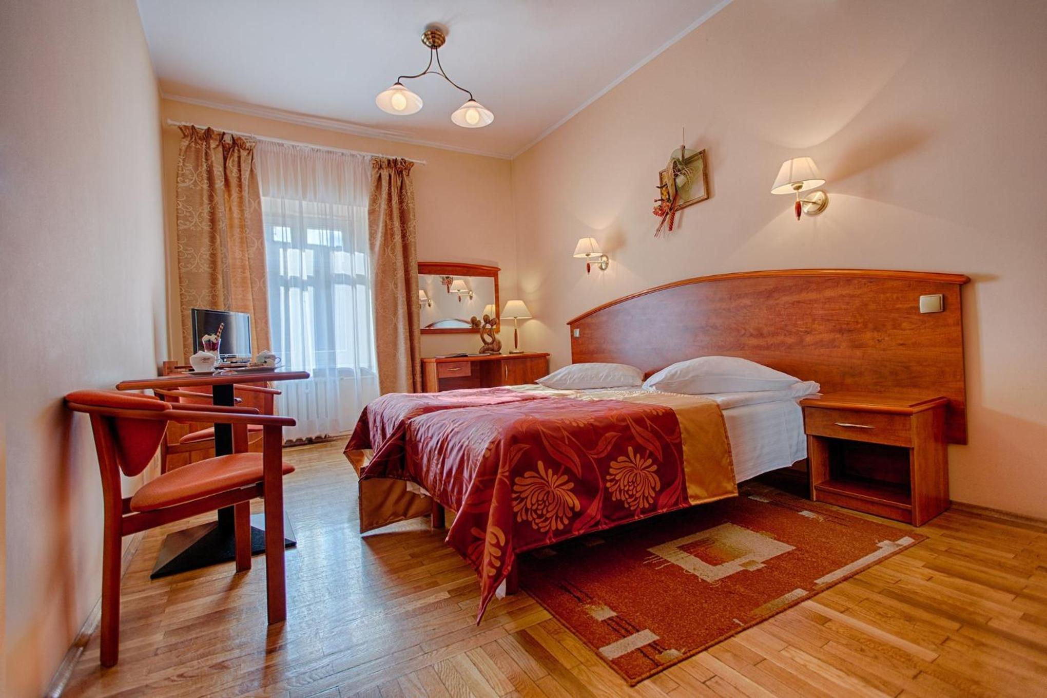 Triple Room