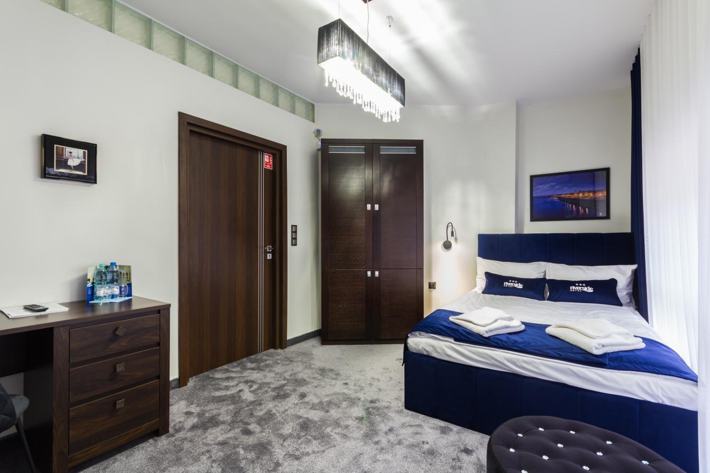 Deluxe Double or Twin Room - Photo 4