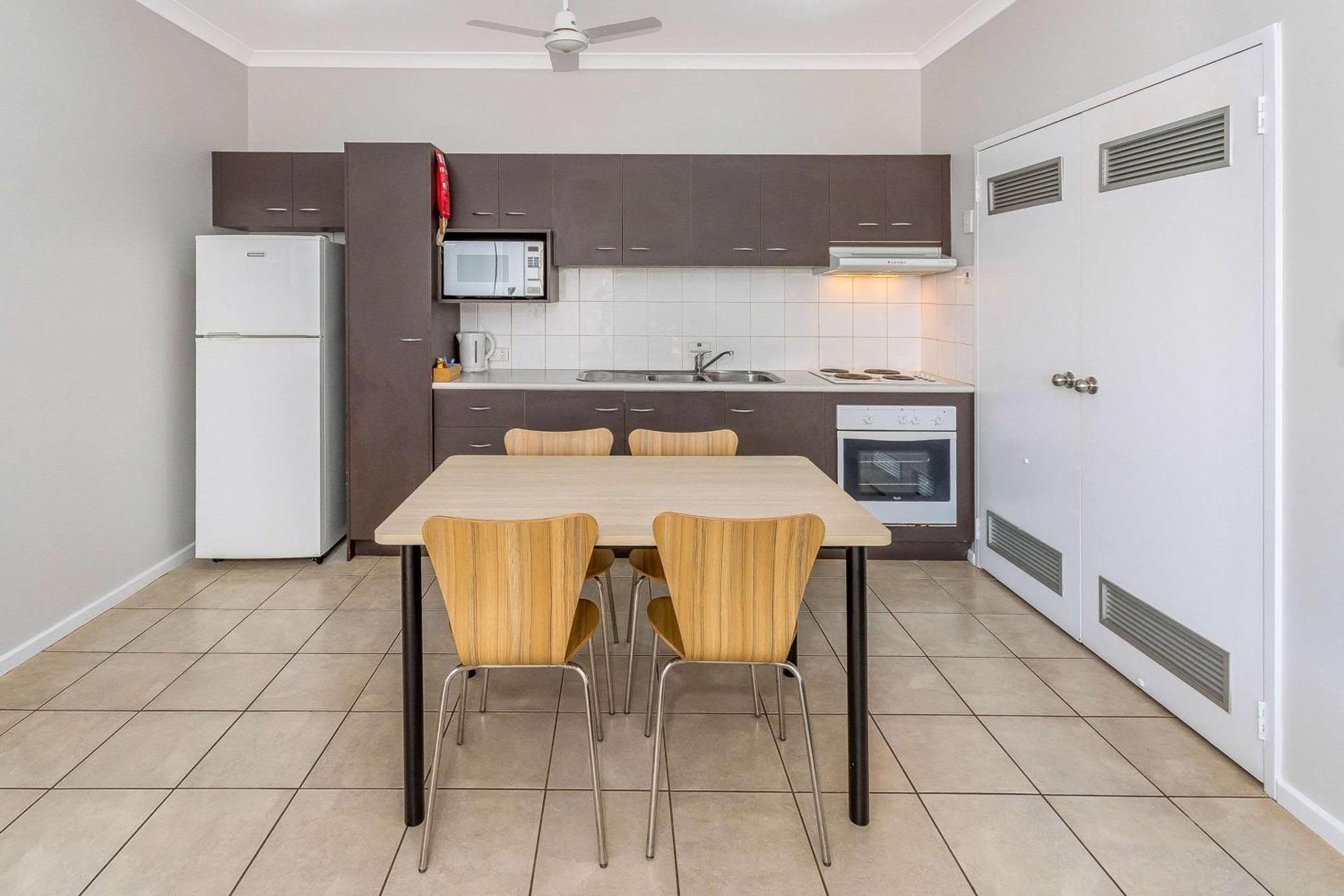 One Bedroom Suite  - Photo 11