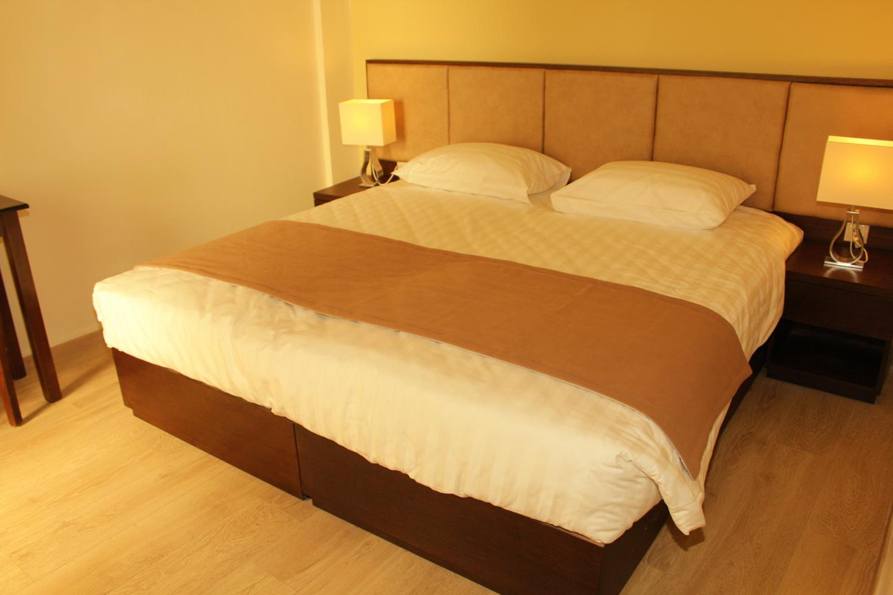 Standard Double or Twin Room - Photo 1