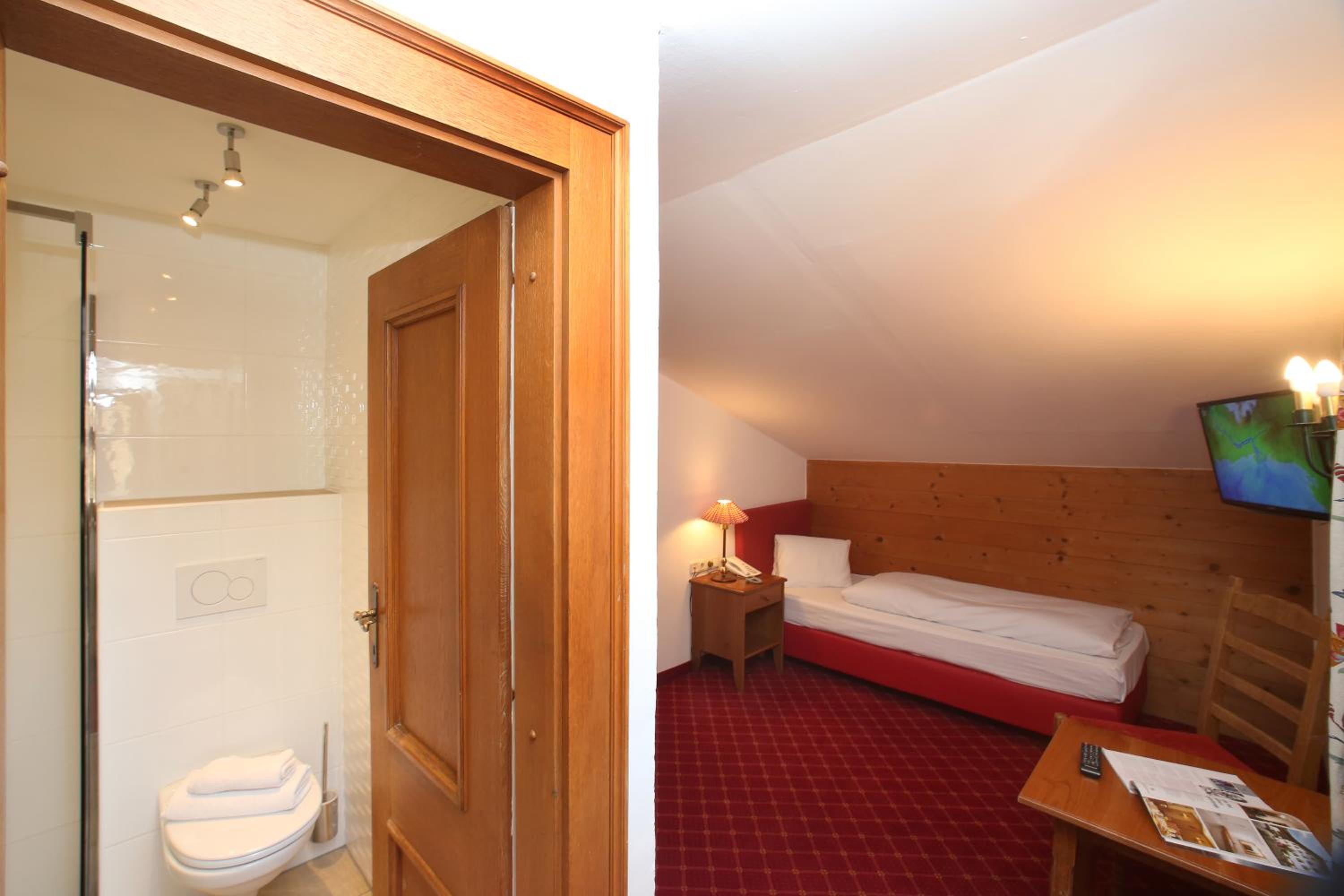Single Room photo 1