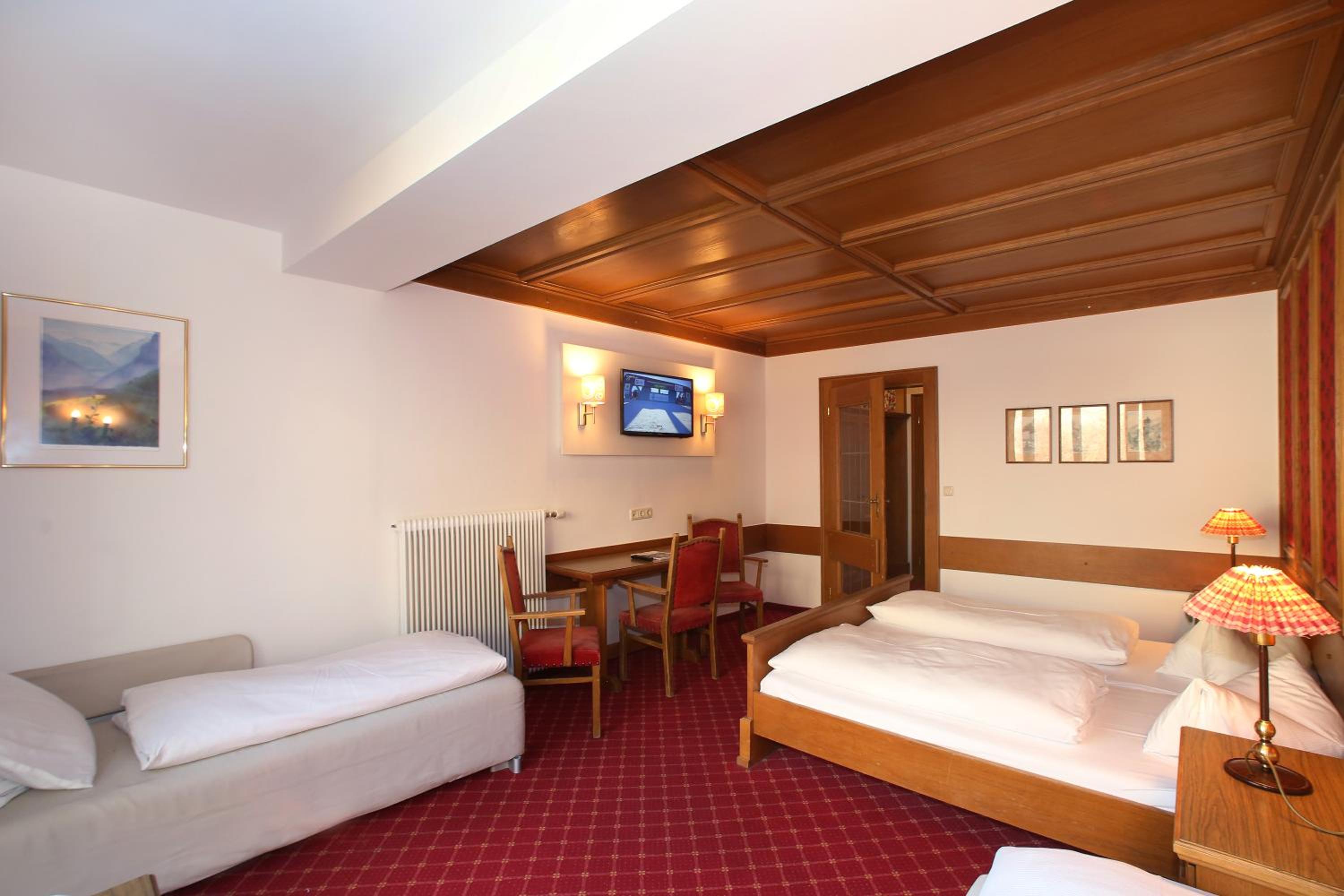 Triple Room photo 2