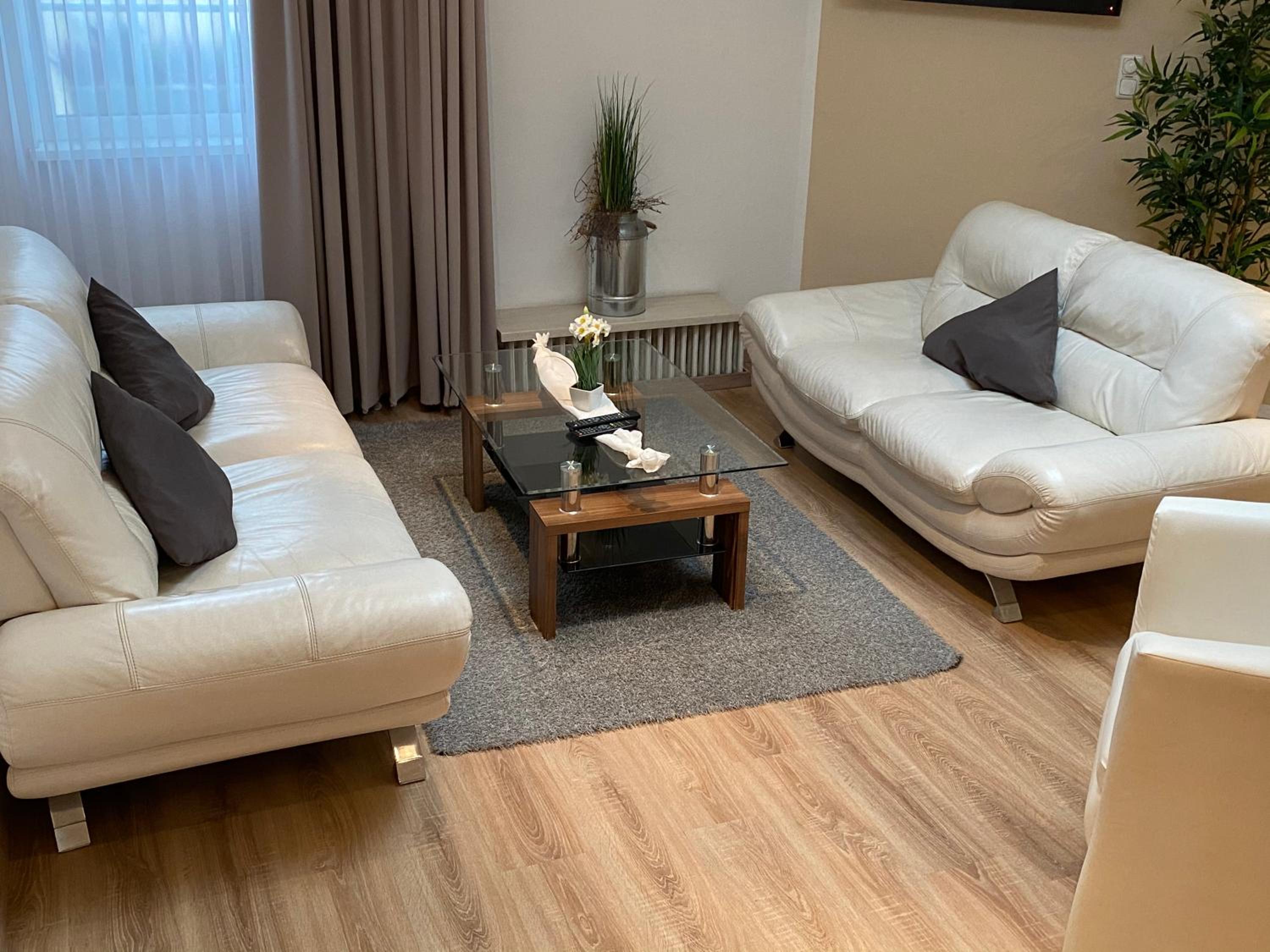 Two-Bedroom Holiday Apartment (6 Adults) - Photo 7