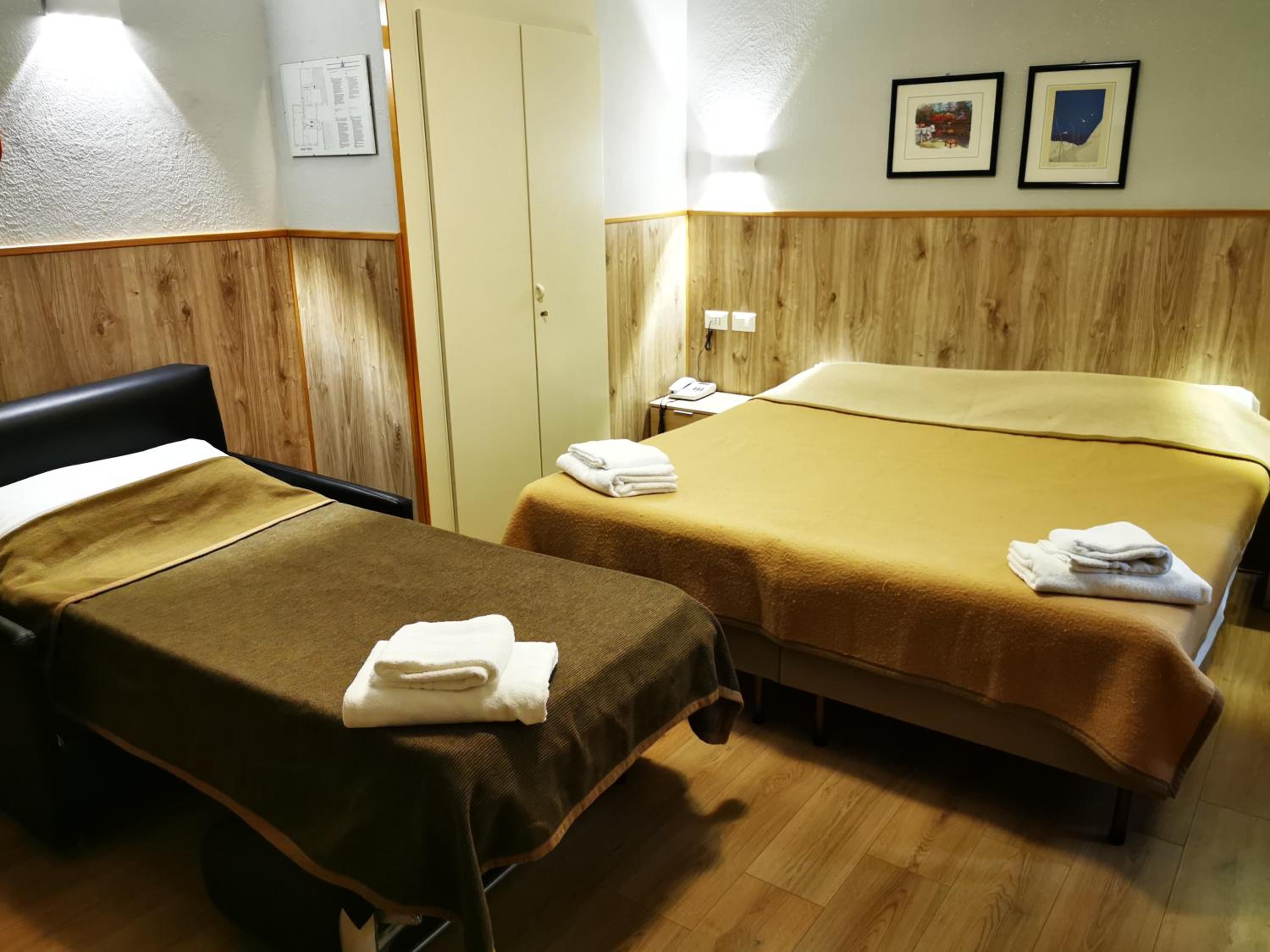 Triple Room