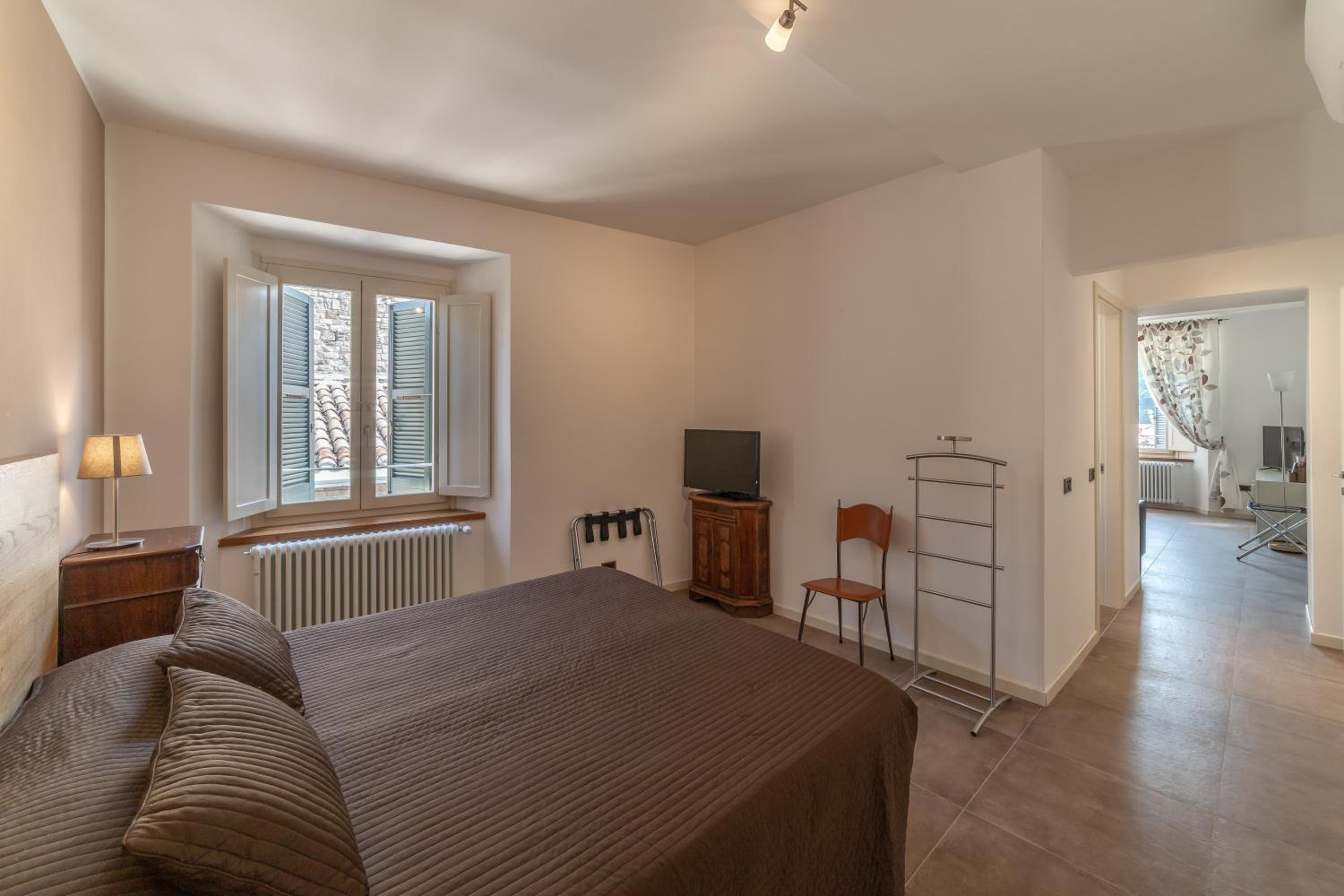 Suite - Photo 5