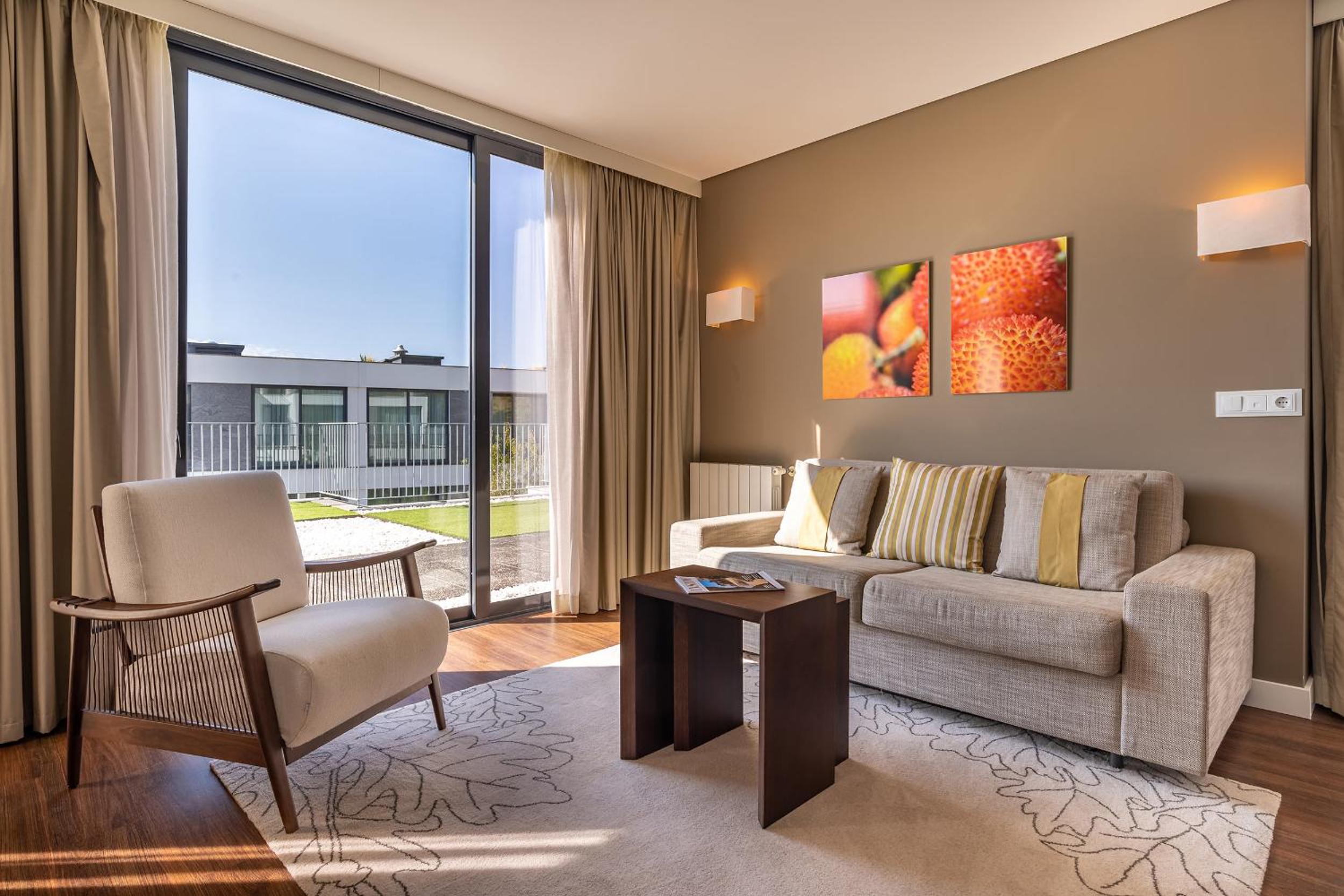 Suite with Terrace - Photo 5