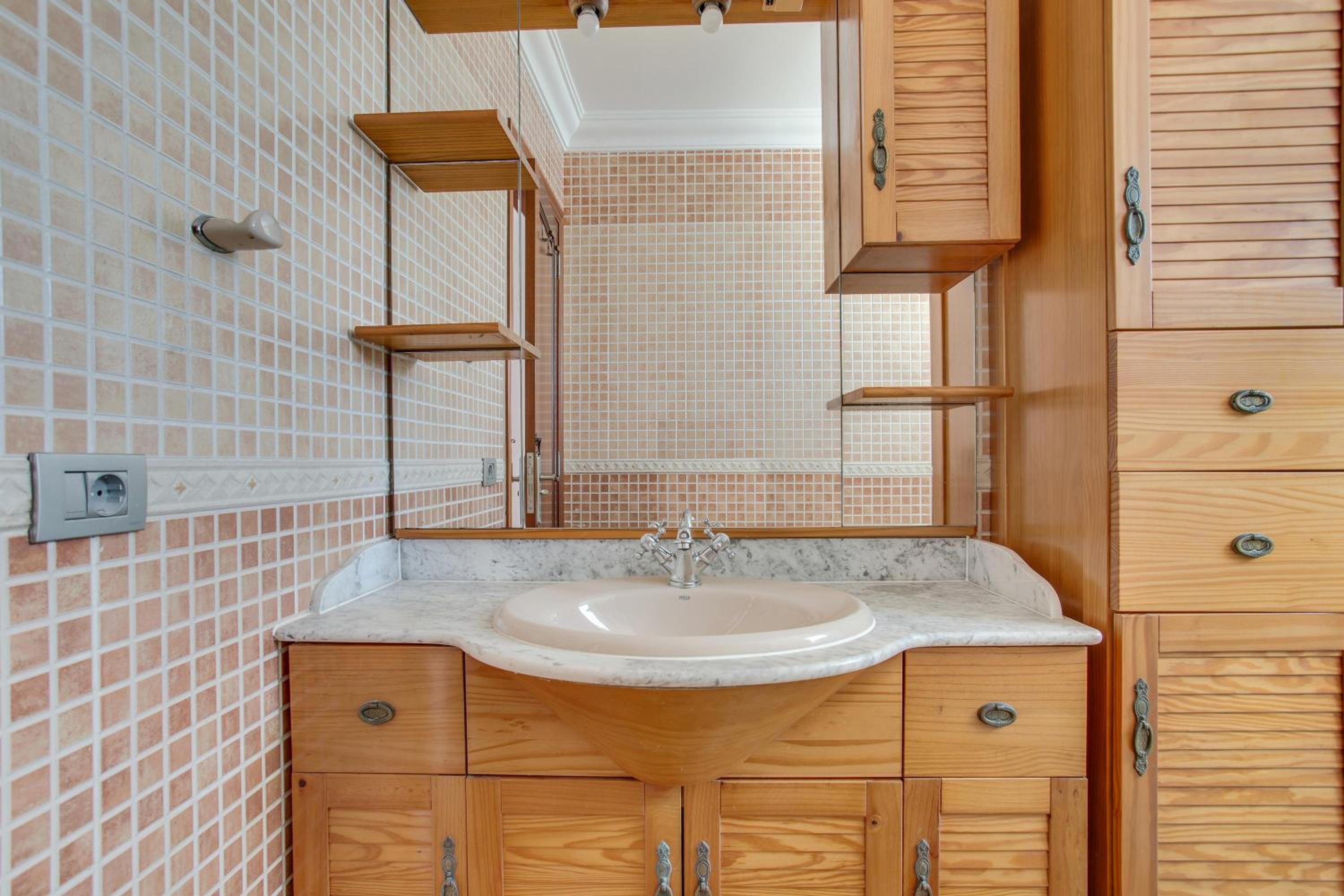 Three-Bedroom House photo 2