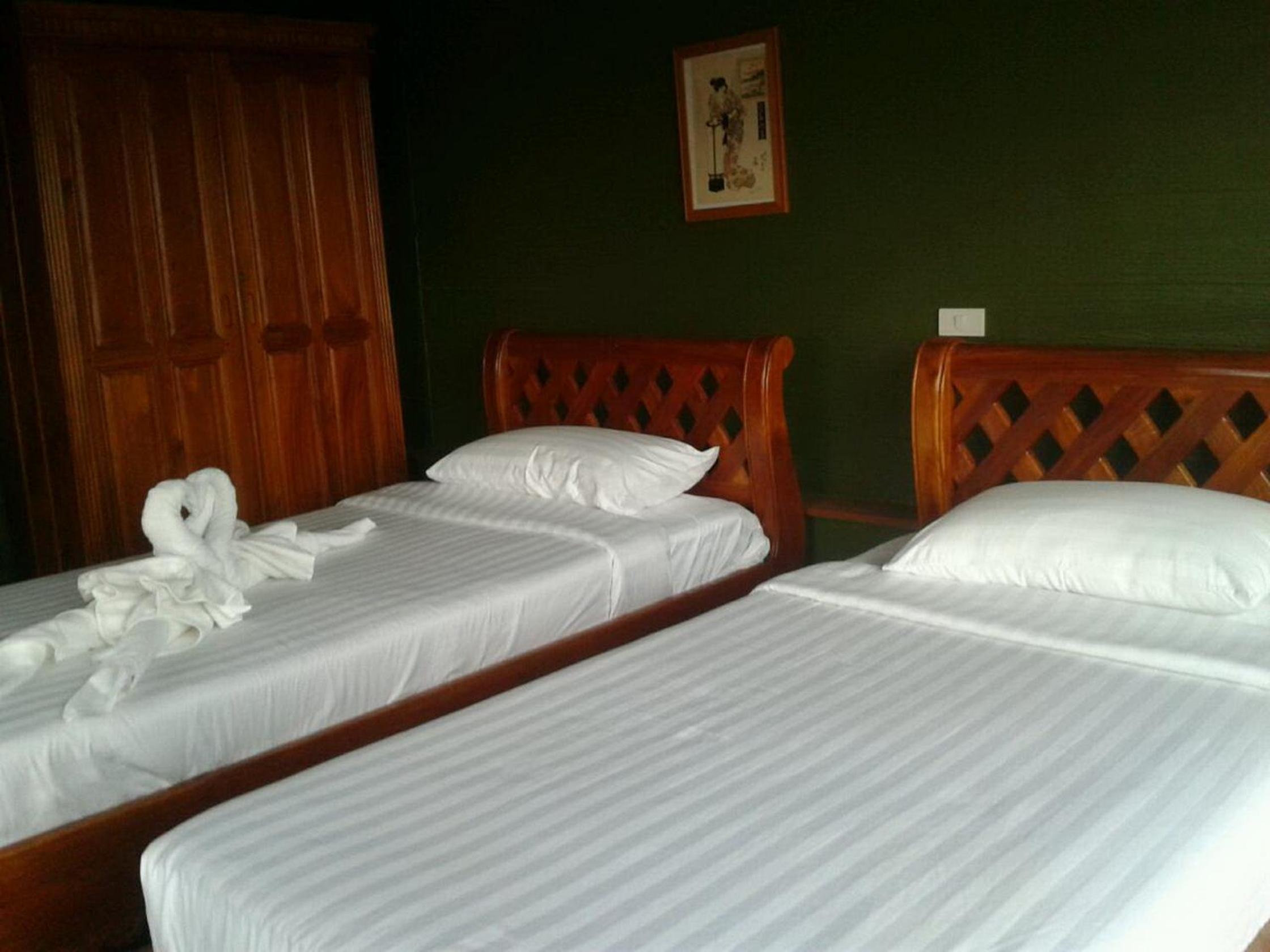 Quadruple Room Beach Front