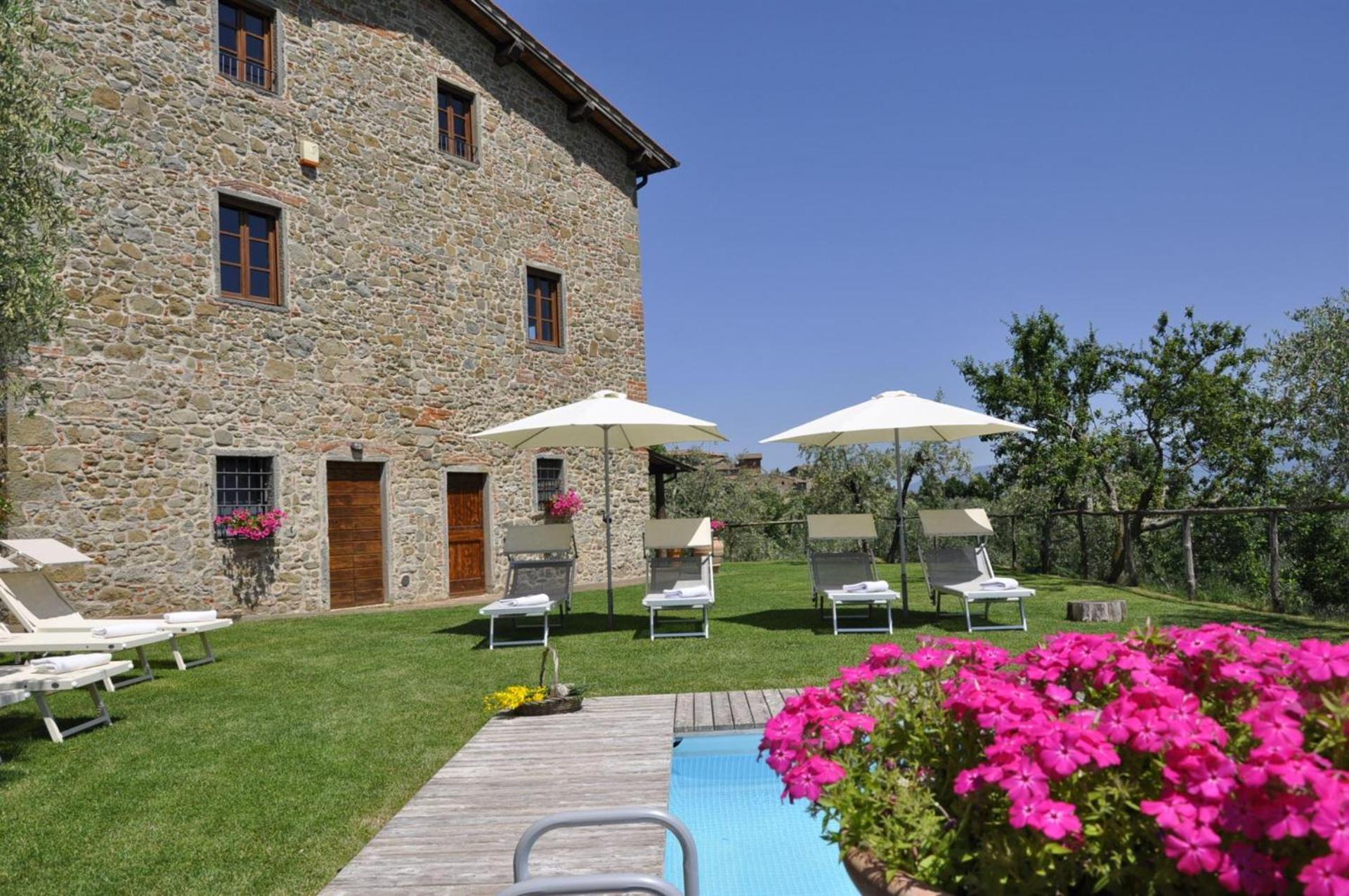 Five-Bedroom Villa photo 2