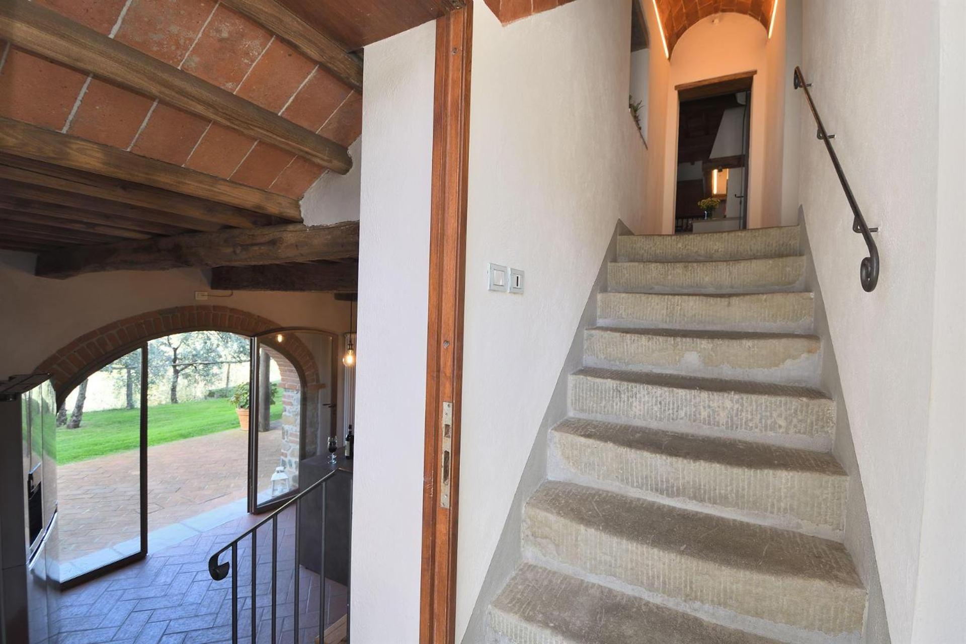 Five-Bedroom Villa photo 1