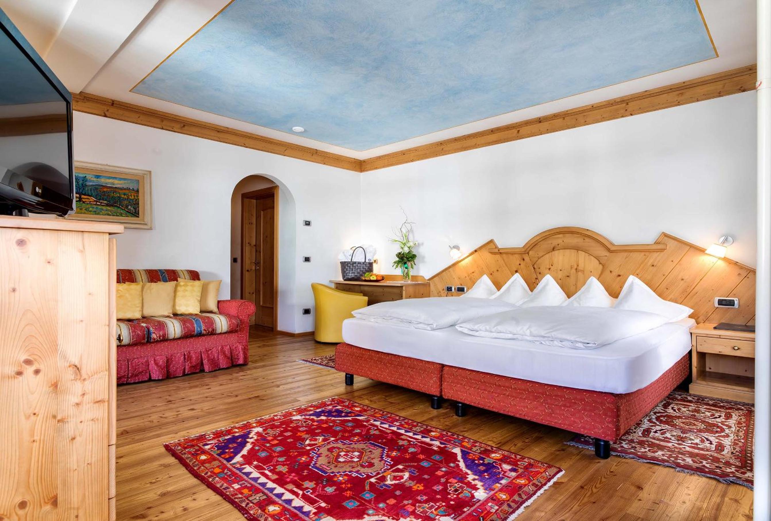 Superior Junior Suite photo 3