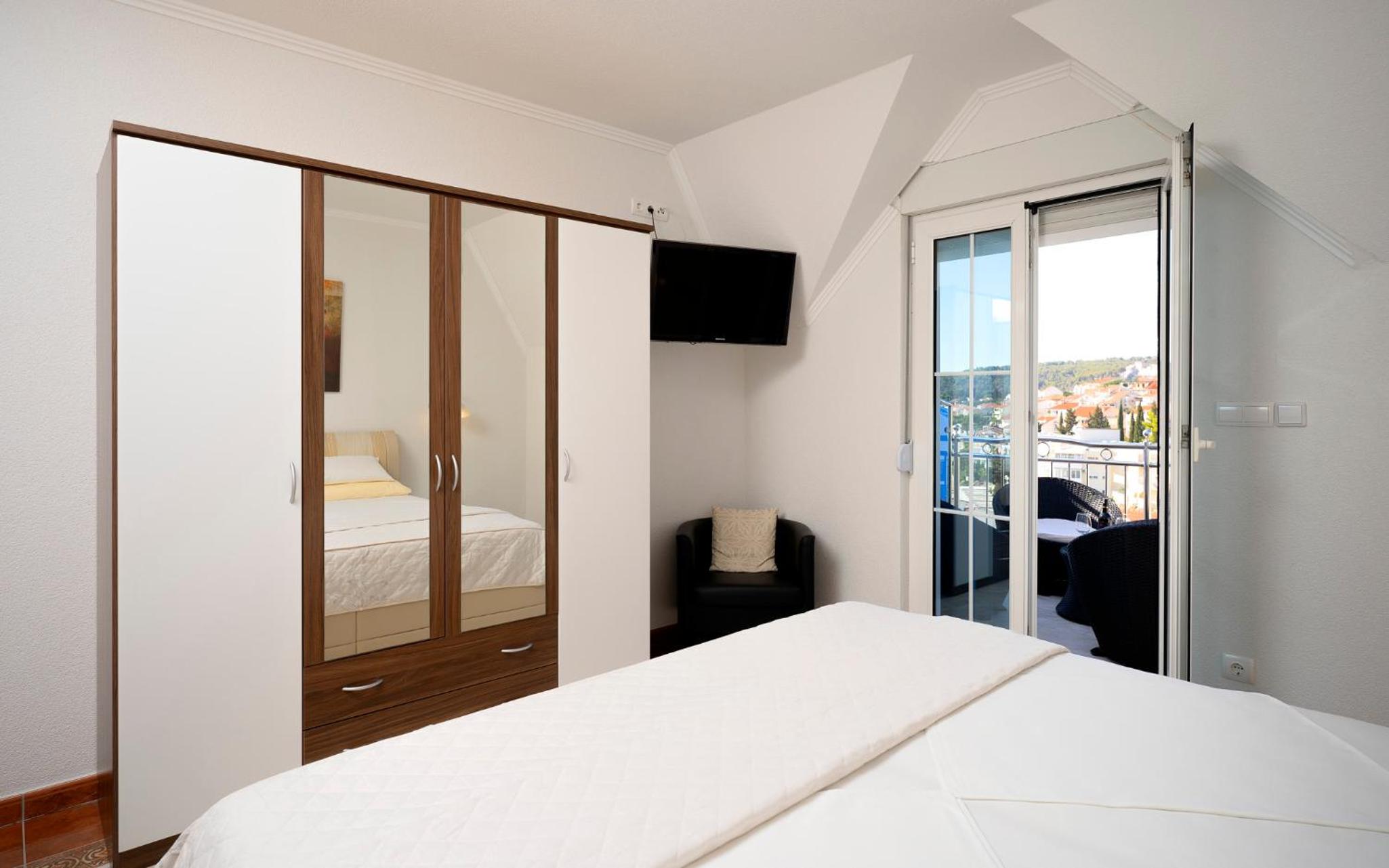 Apartment with Sea View photo 3