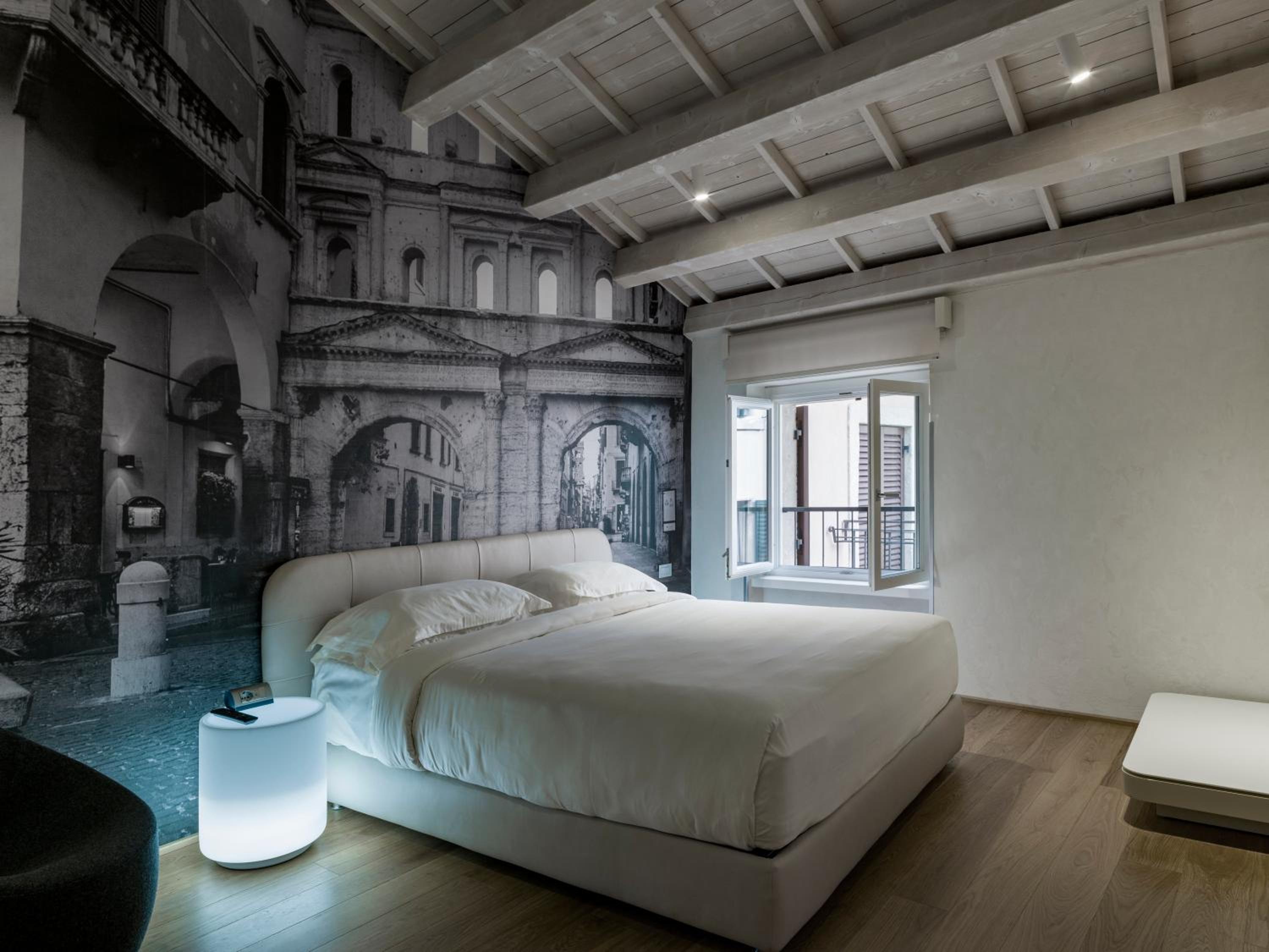 Studio Apartment photo 1