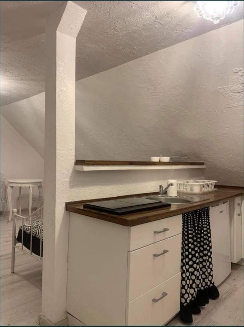 Apartment - Photo 4