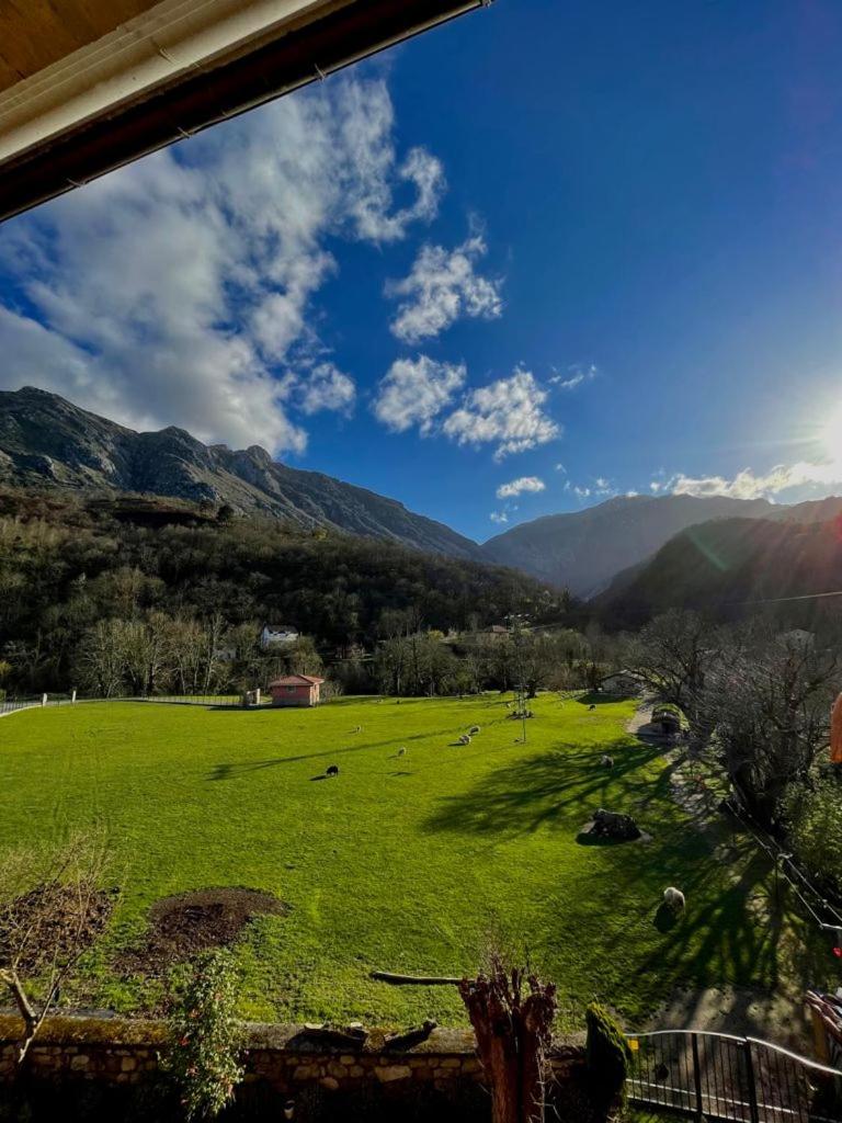 Double Room with Mountain View - Photo 3