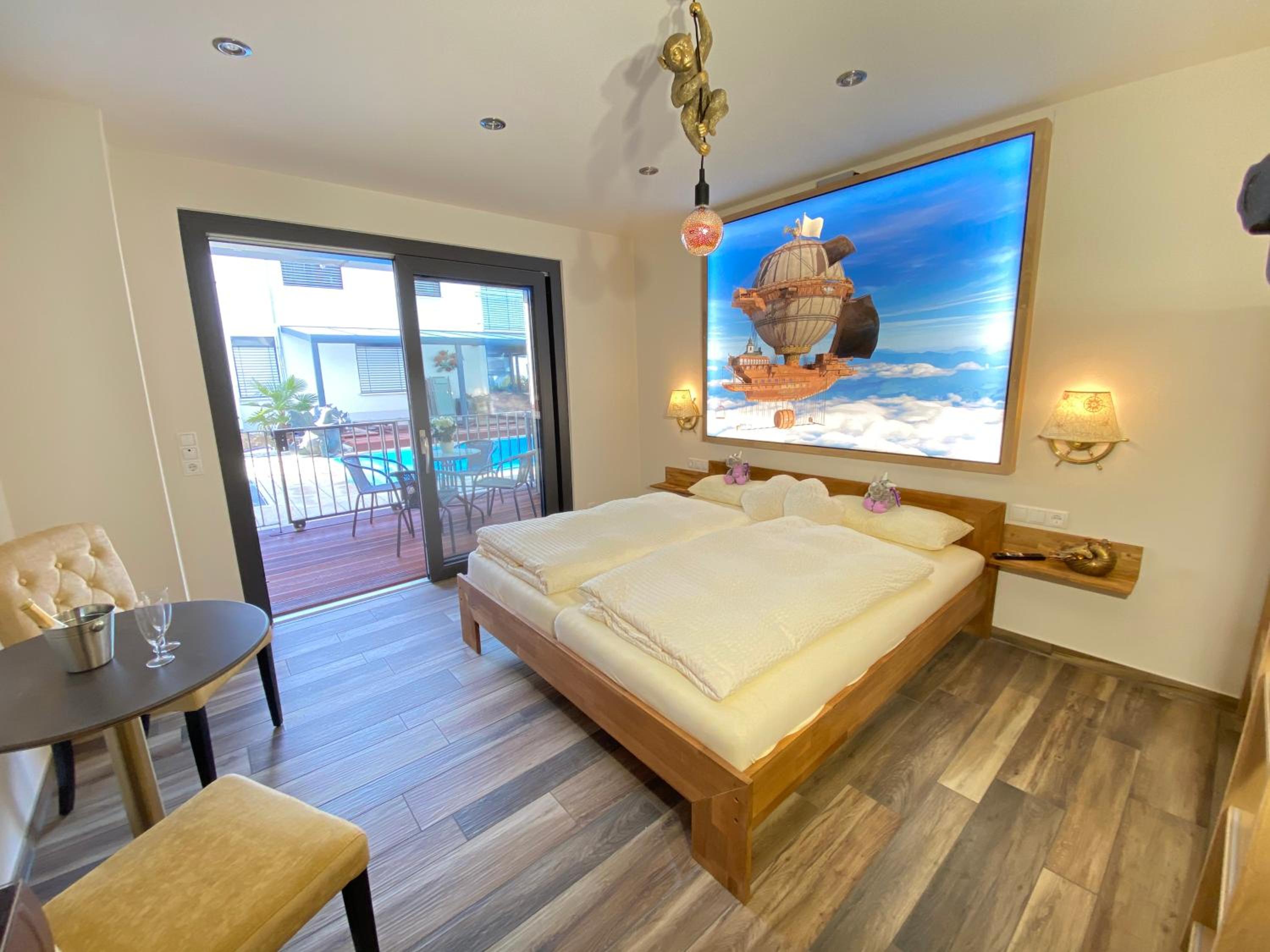 Family Room with Terrace - Photo 2
