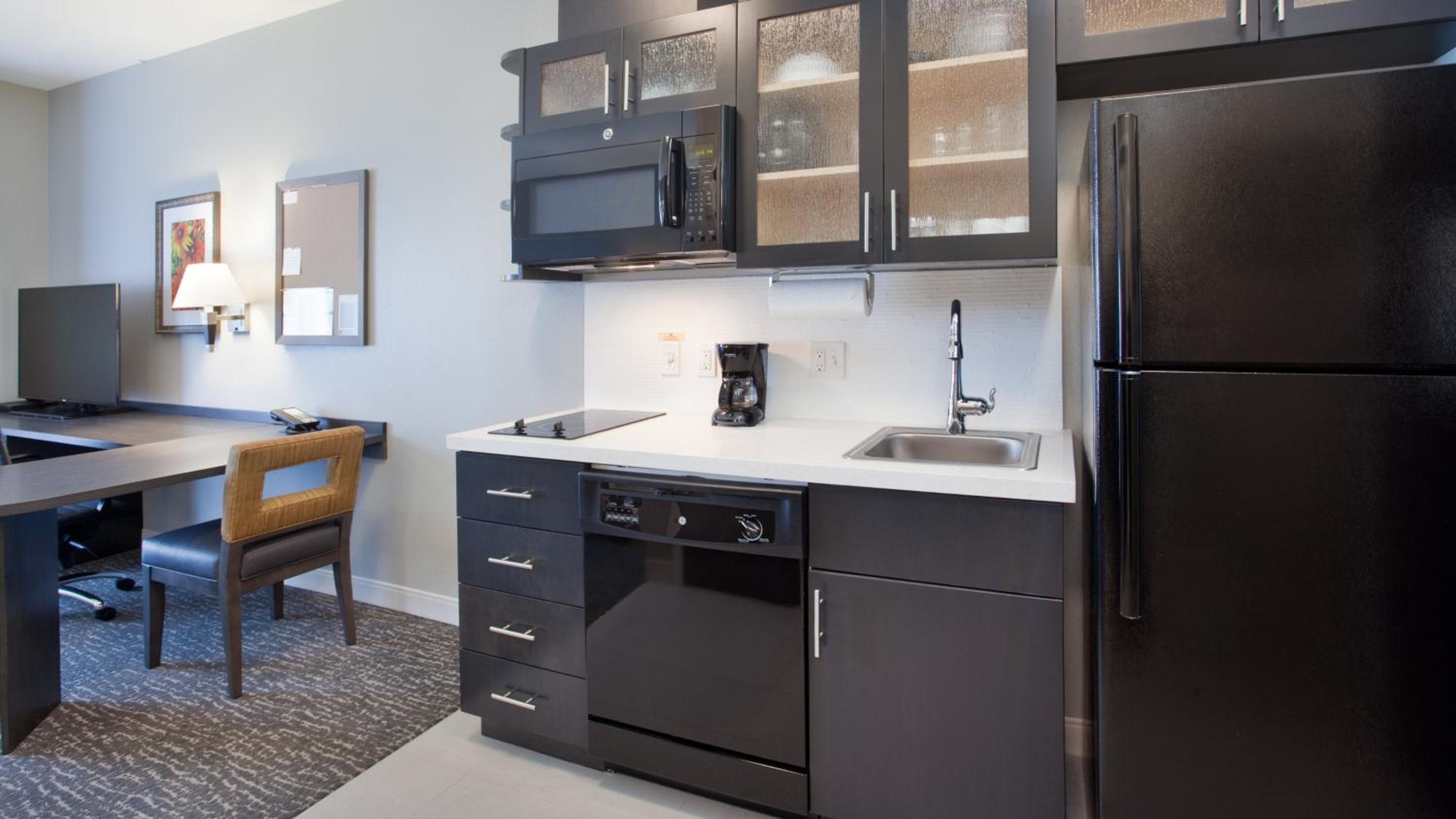 Studio Suite photo 2