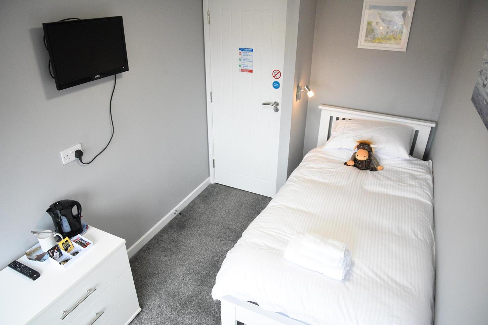 Single Room photo 1