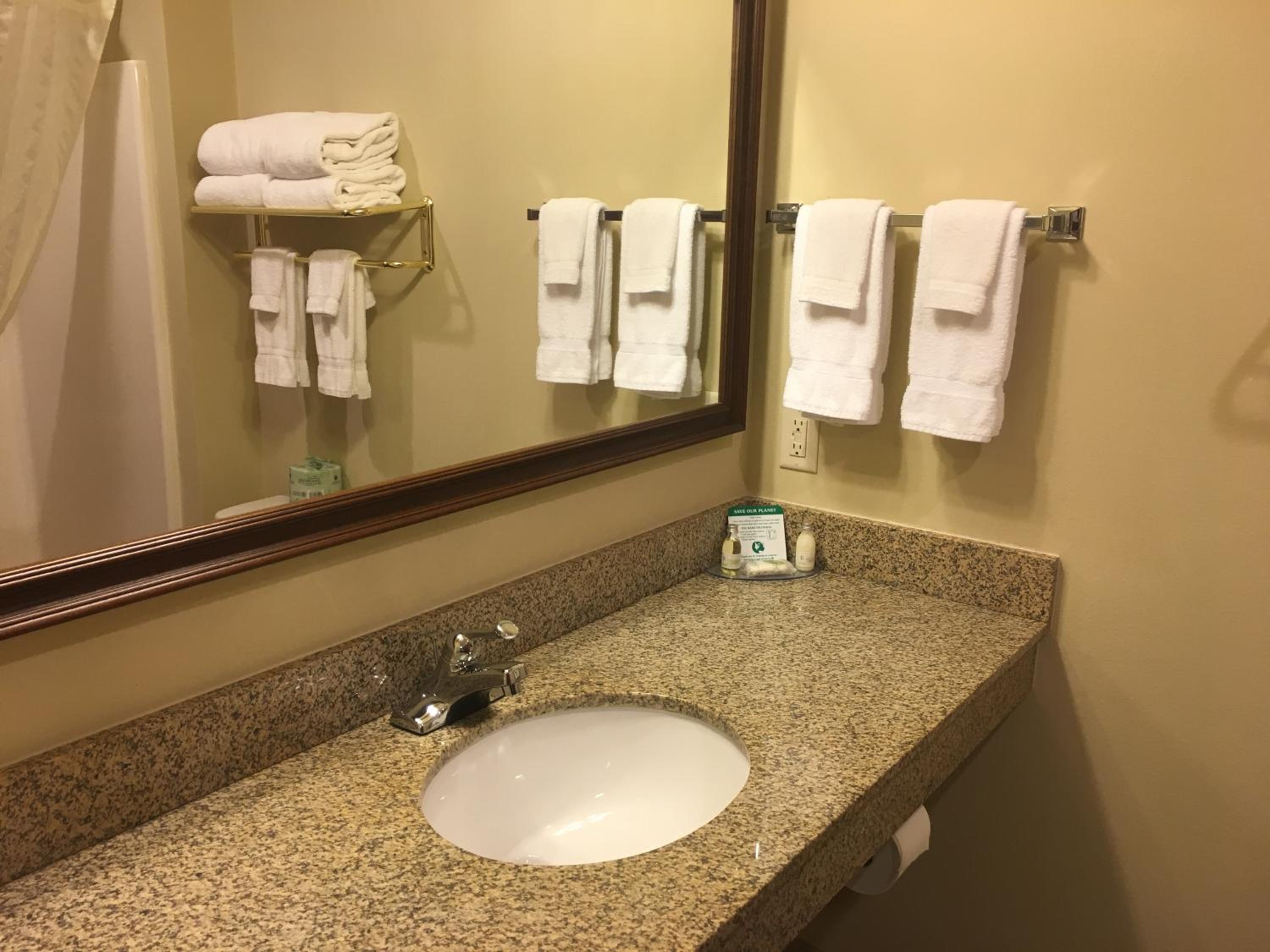 King Room with Spa Bath photo 3