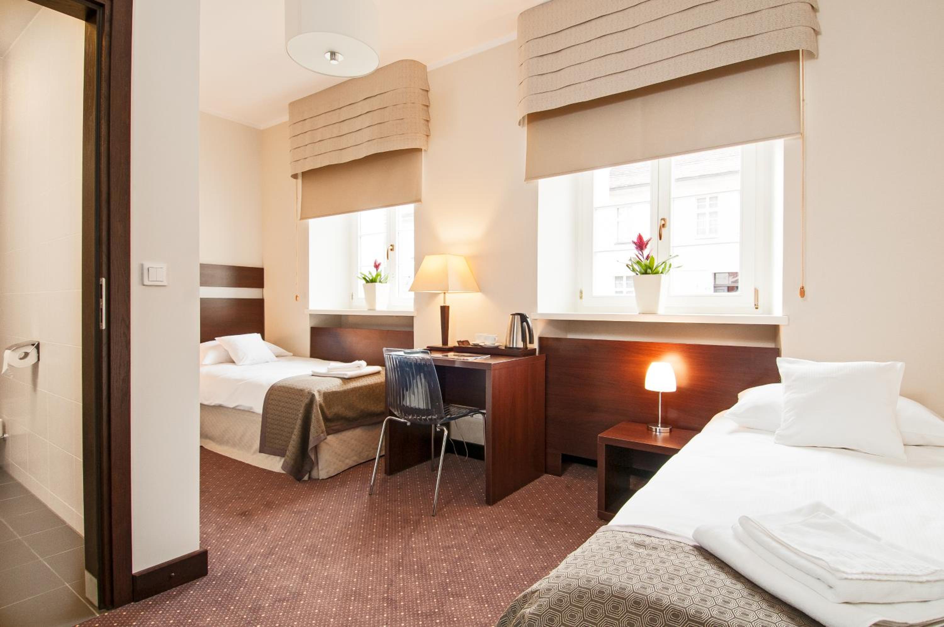 Twin/Double Room - Photo 7