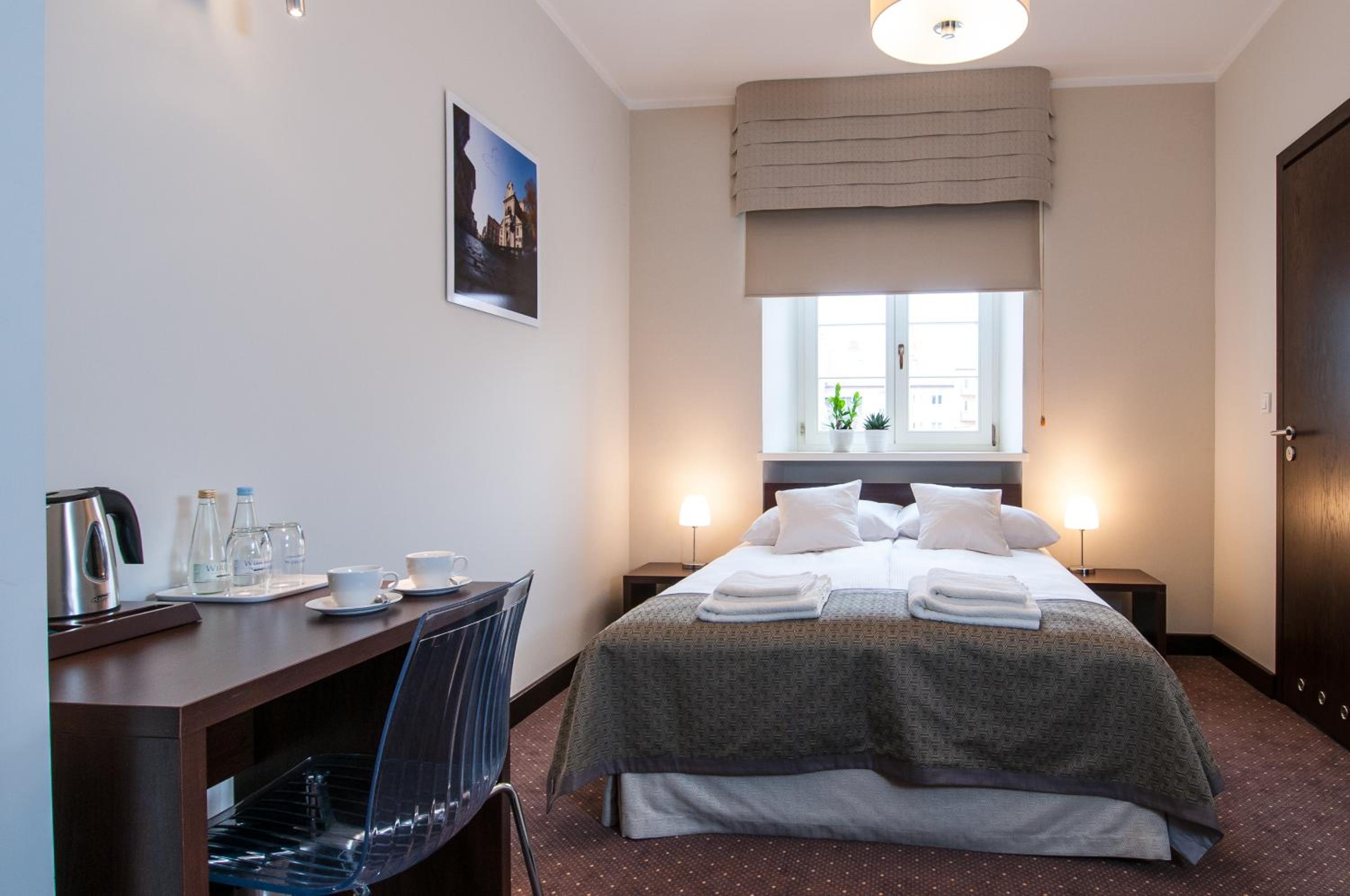 Twin/Double Room - Photo 6