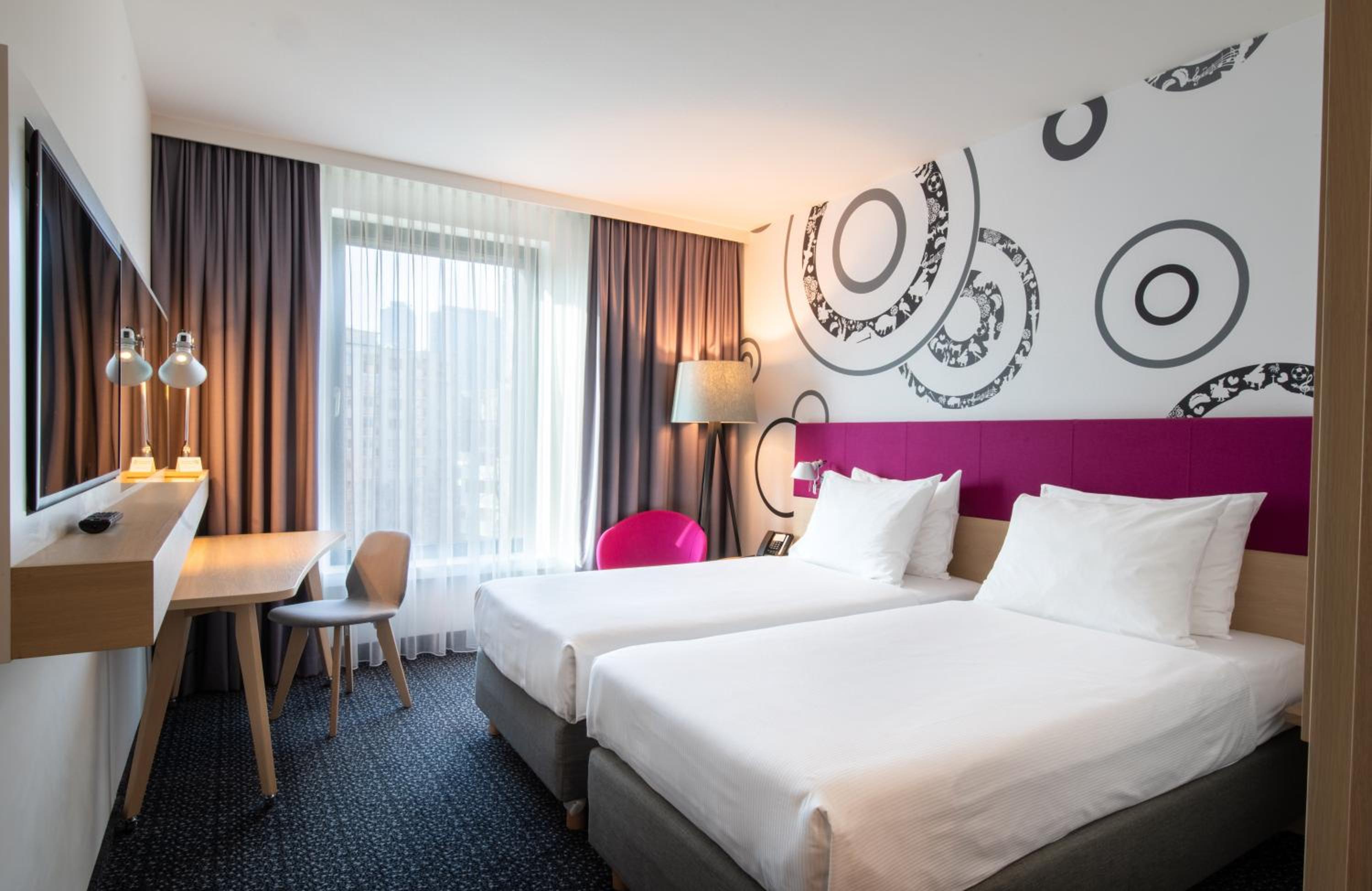 Standard Twin Room photo 2
