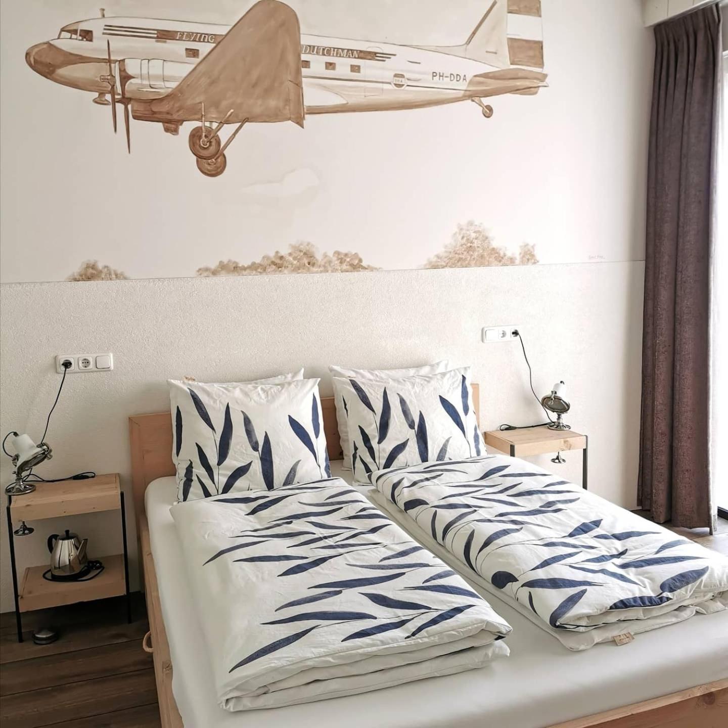 Deluxe King Room photo 1