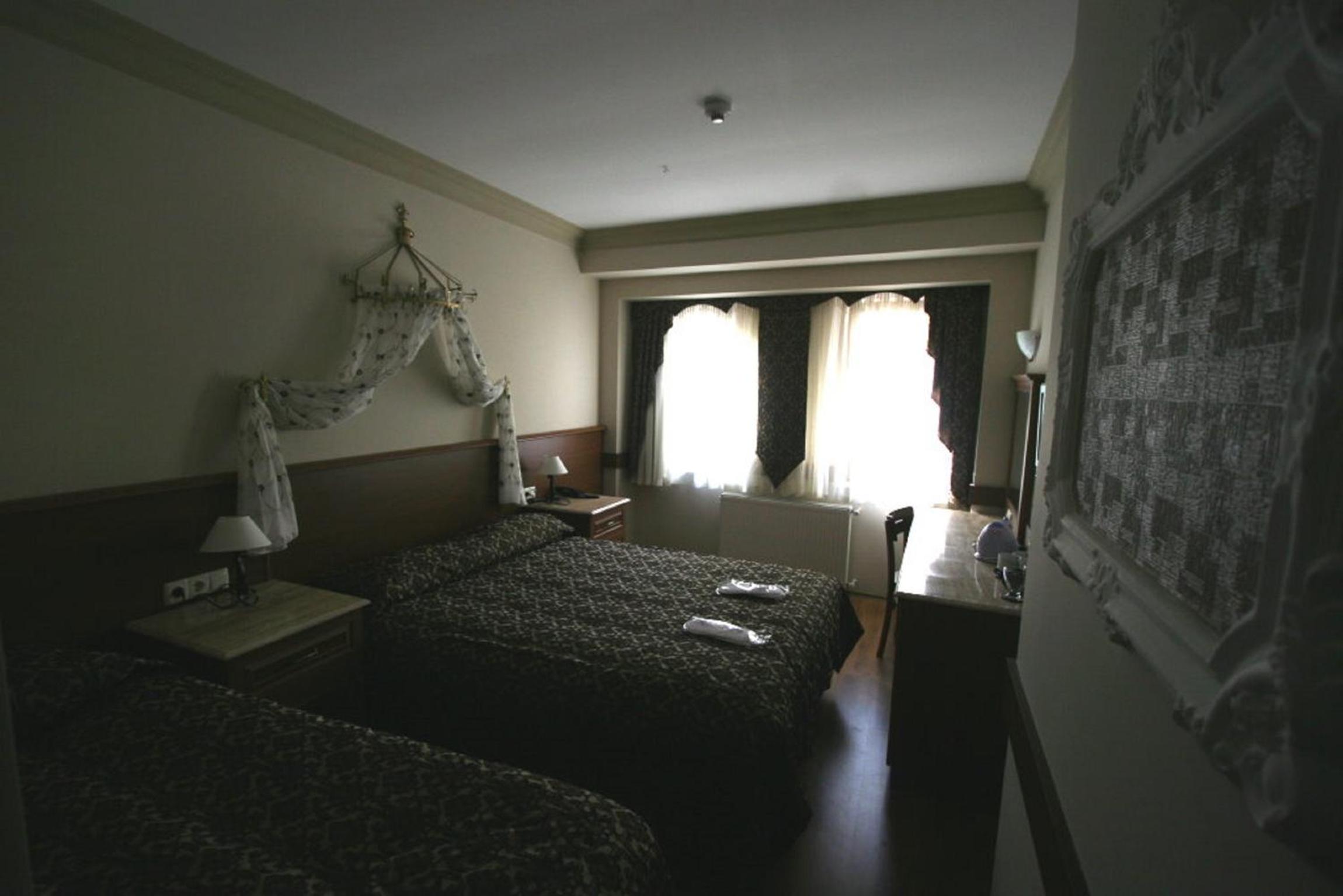 Basic Triple Room photo 2