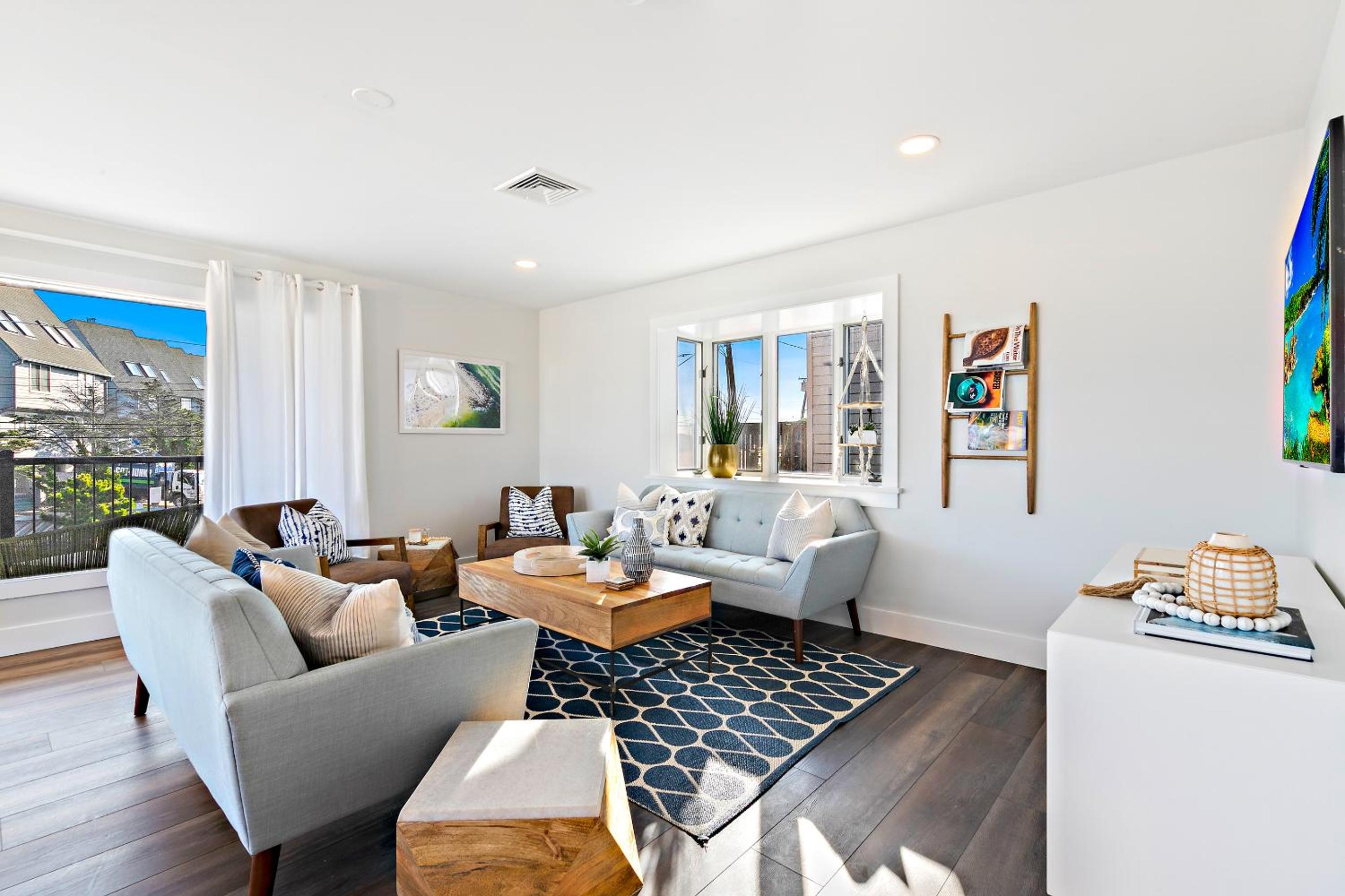Apartment with Terrace photo 1